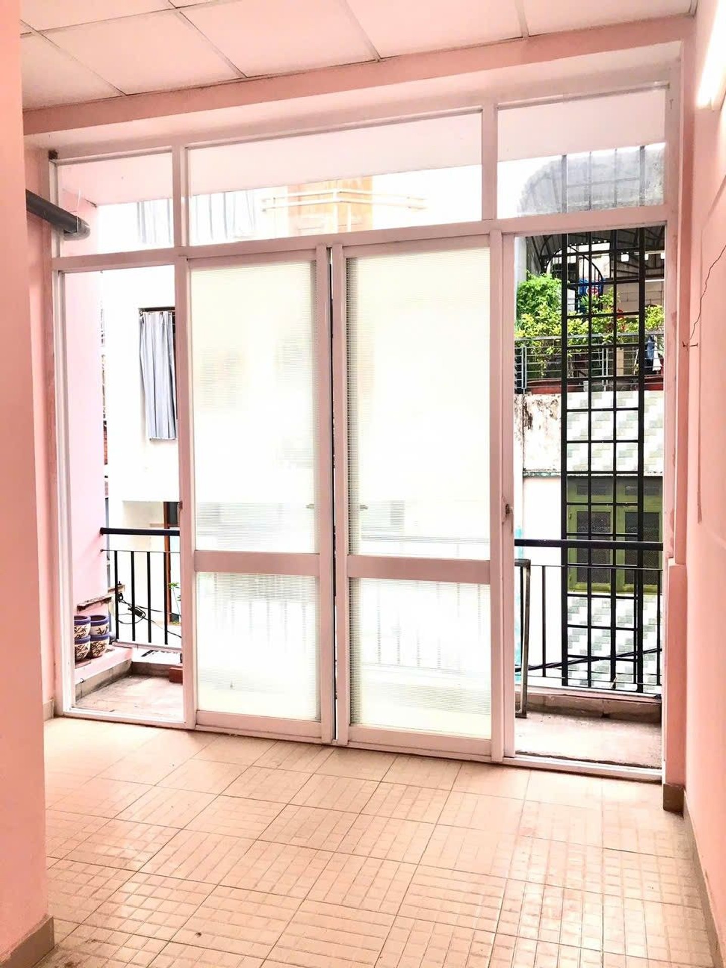 Bán nhà 3 tầng 25m² ở Tân Bình, giao thông thuận tiện