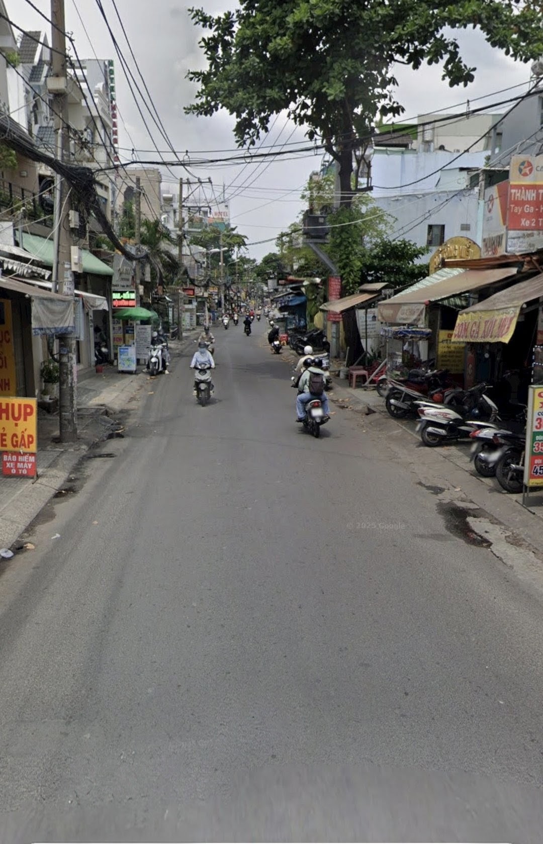NGAY CV LÀNG HOA, MẶT TIỀN NGUYỄN VĂN KHỐI, P.11, GÒ VẤP, DT 4❌️15M, 4TẦNG VUÔNG VỨC VỨC. 11,5 TỎI