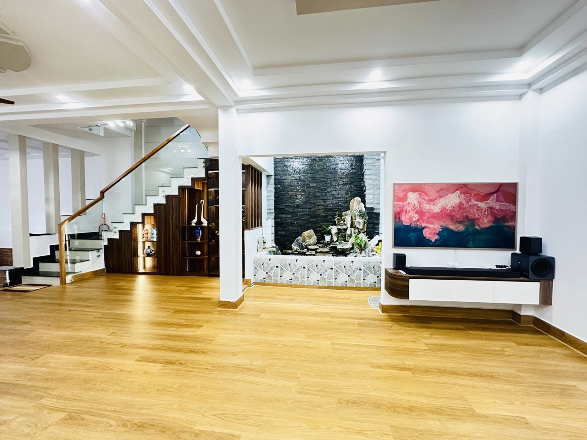 Chỉ 7 tỷ nhỏ nhà mới keng Hồ Học Lãm ,DT(85M²)3 tầng nở hậu,hẻm ô tô(KK0809).