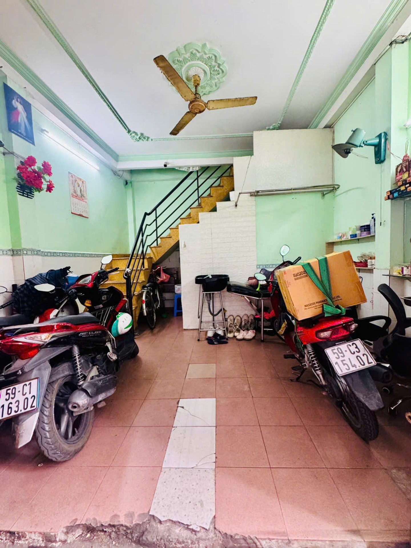 Bán nhà riêng 4 tầng gần mặt tiền, vị trí trung tâm quận Tân Bình