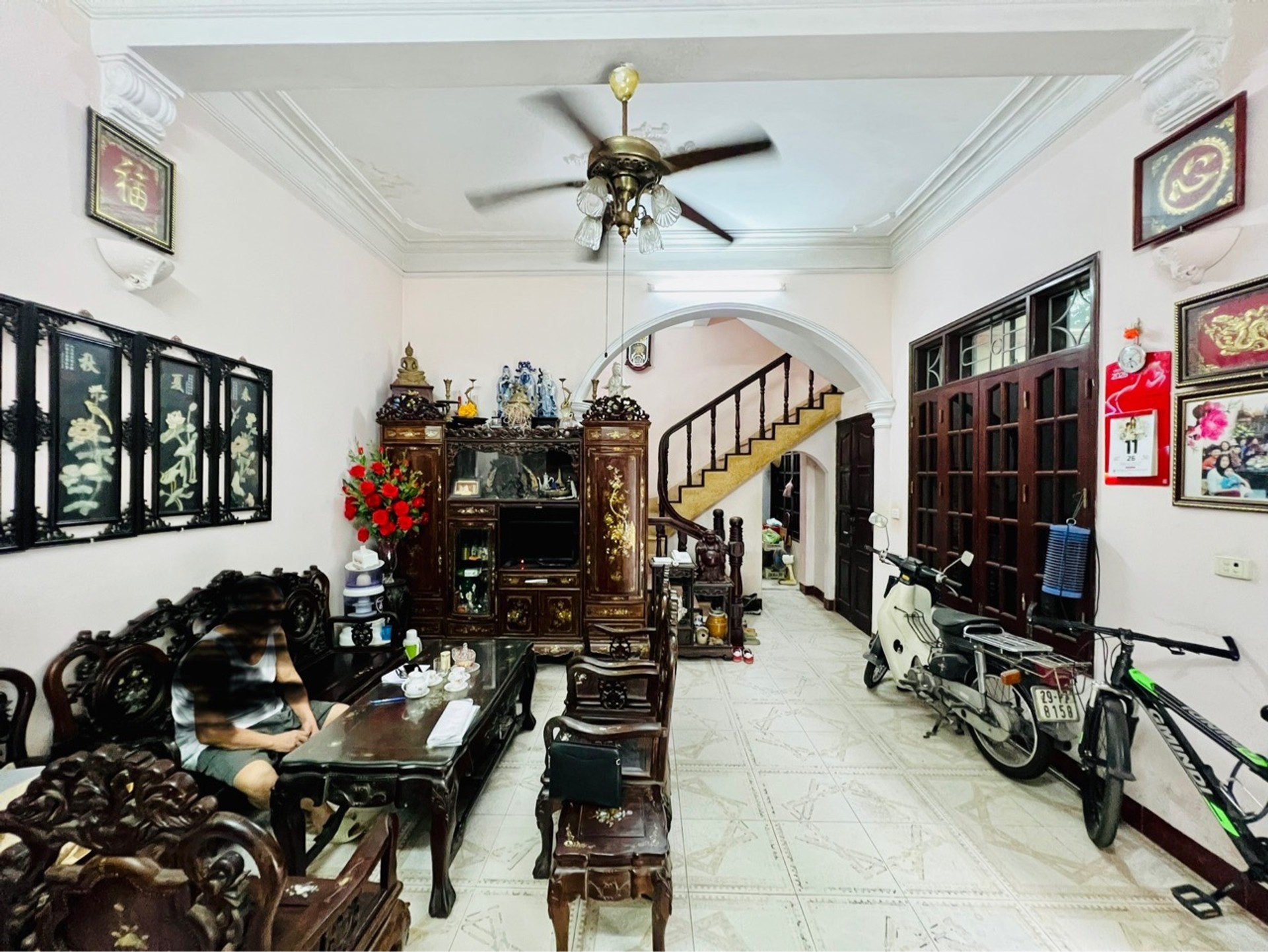 BÁN NHÀ TRUNG KÍNH ĐÔI LÔ GÓC 25 tỉ