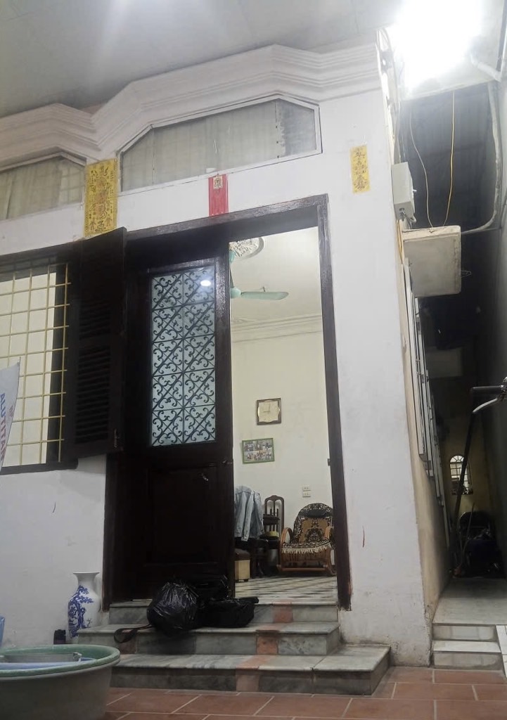 Nhà ngõ rộng gần phố, tiềm năng phát triển đỉnh tại quận mới