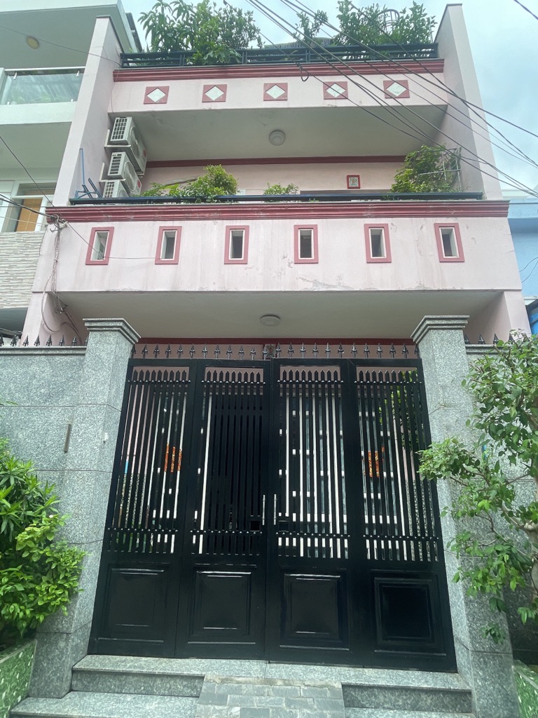 Cơ hội sở hữu nhà 4 tầng rộng rãi tại Bình Tân giá tốt