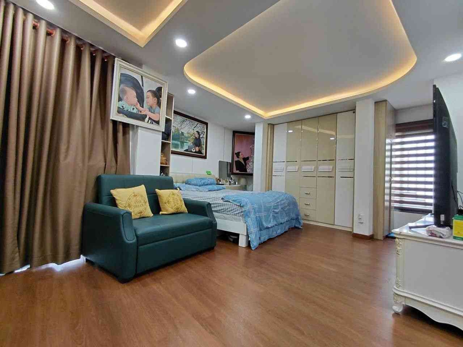 Bán nhà riêng 3 tầng rộng 30m2 tại quận Tân Bình giá 6,4 tỷ