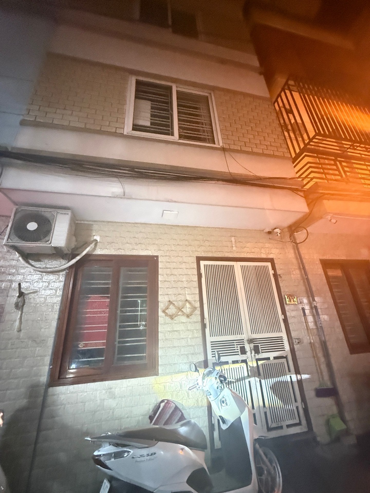 Bán nhà 4.5 tầng gần trường quốc tế và đại đô thị Khai Sơn quận Long Biên