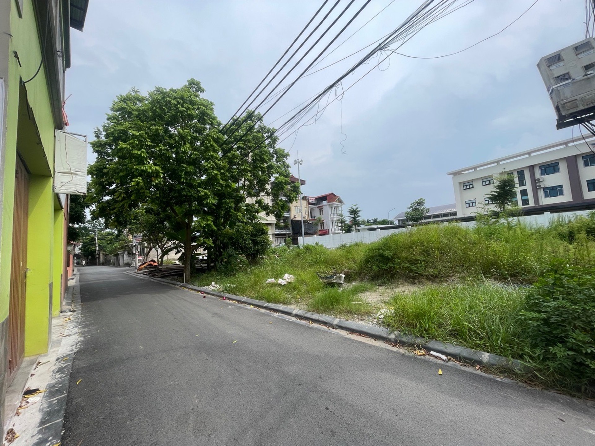 Đất kinh doanh mặt tiền rộng tại Quang Minh, Mê Linh, gần khu công nghiệp và trường học