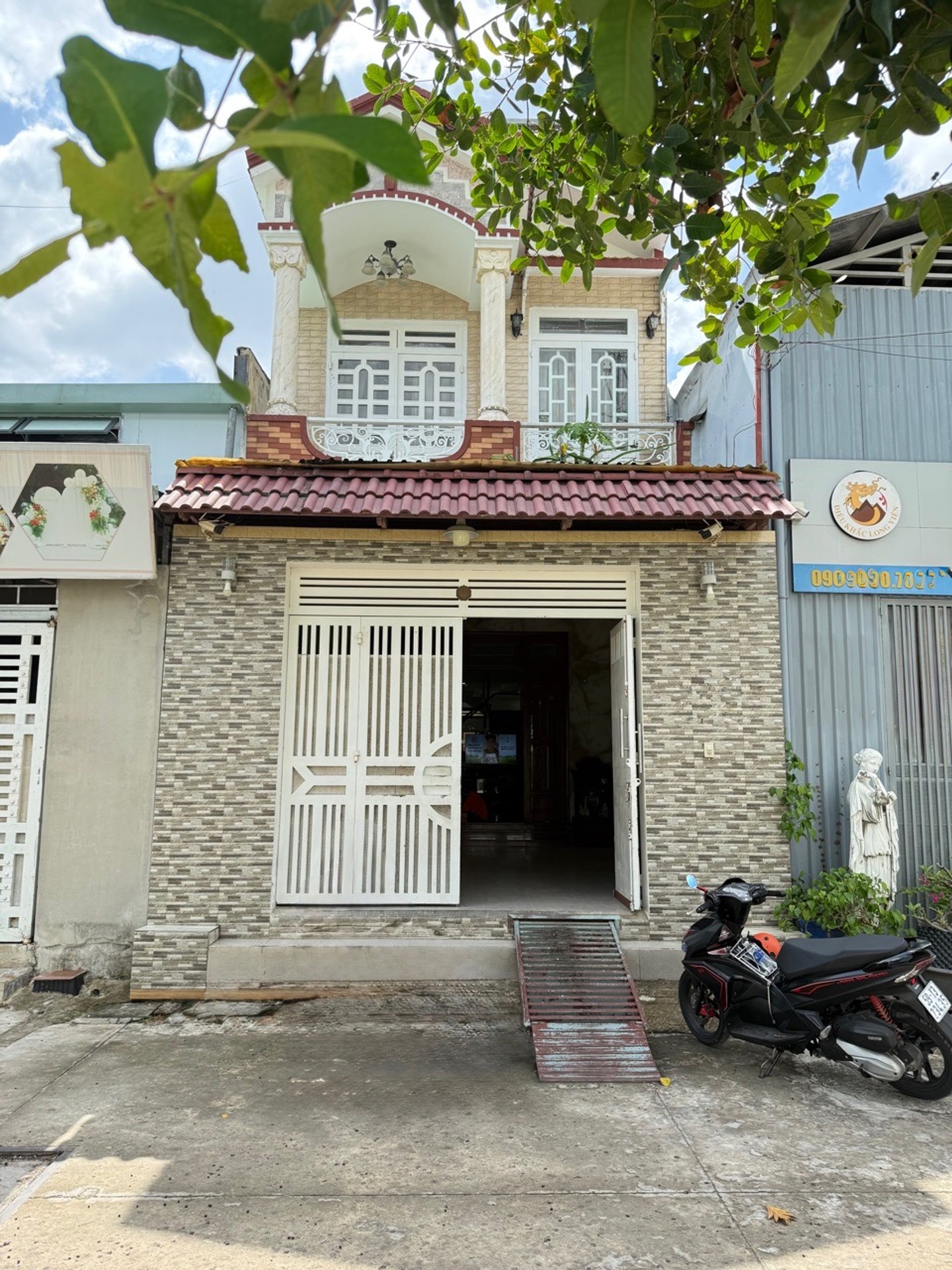 Cơ hội sở hữu nhà 3 tầng vị trí vàng quận Thủ Đức giá tốt khó bỏ lỡ