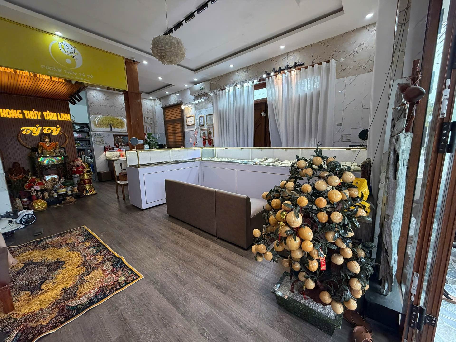 Bán nhà mặt phố lô góc 3 tầng, mặt tiền 6m, diện tích 100m2 tại Khái Tây, Ngũ Hành Sơn