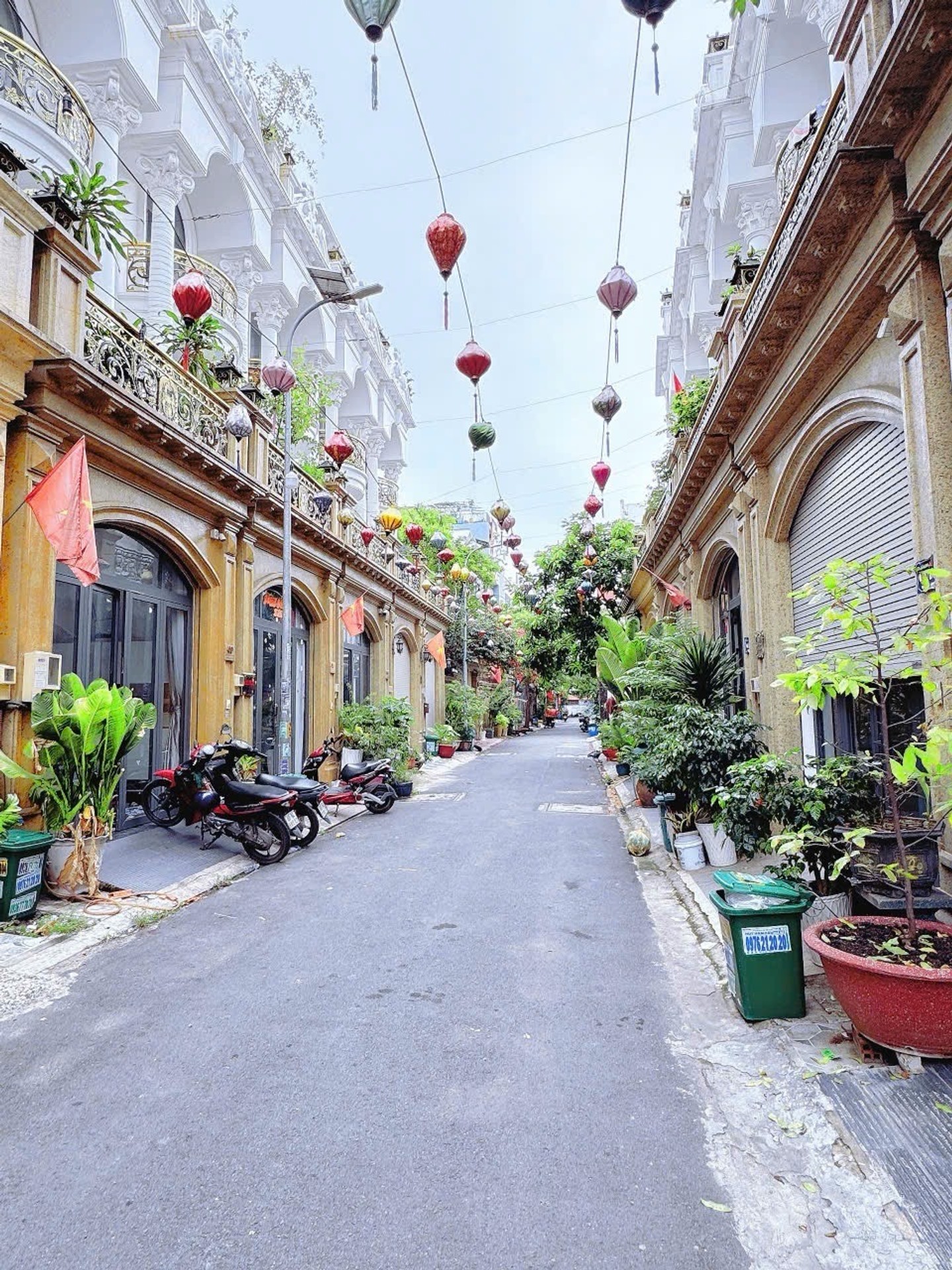 Bán nhà 4 tầng mới , 4 phòng ngủ tại Bình Hưng Hòa B, Bình Tân