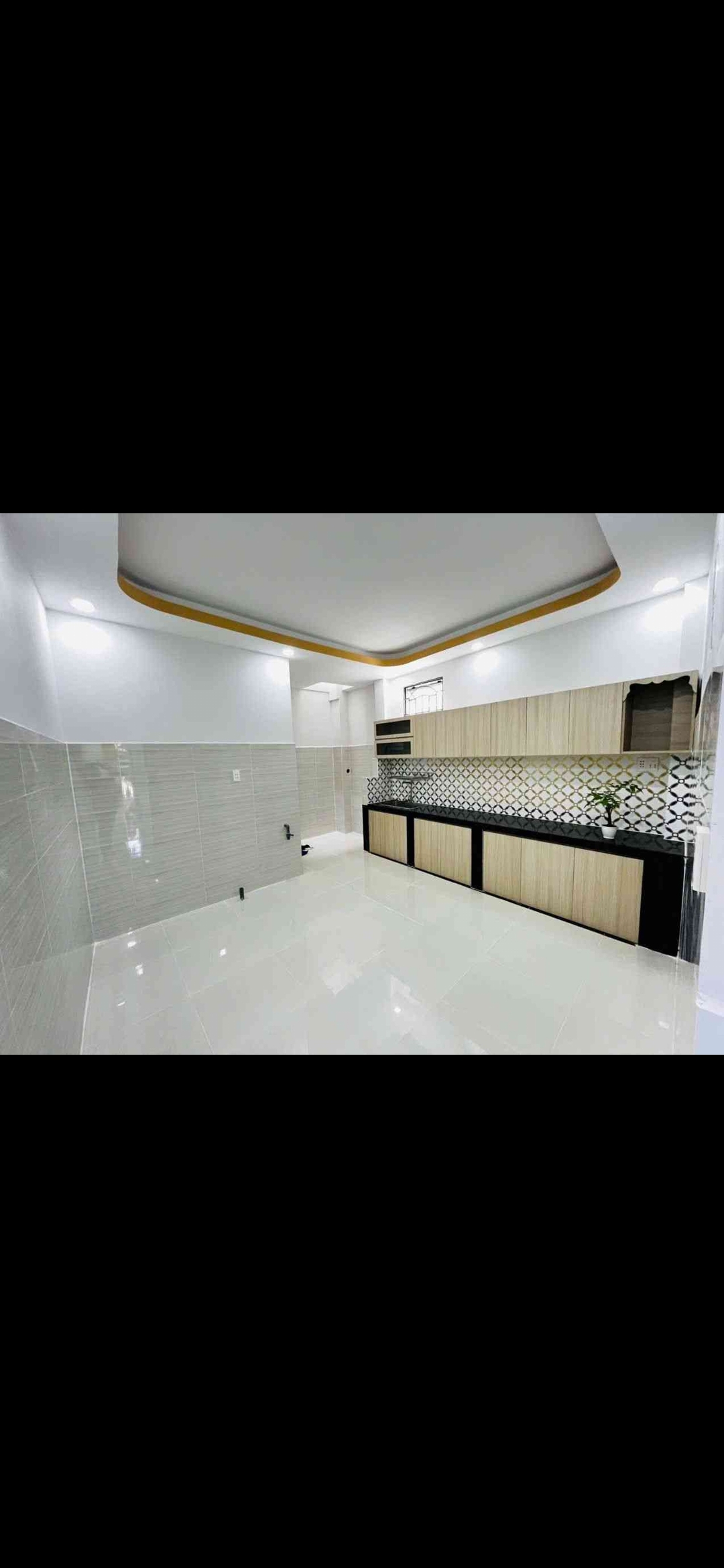 21.🏠Dưới 4.5Ty .Nhà 2Tầng. Phạm Hùng. Dts : 120m2
Nhà đẹp căn góc Xe hơi nằm trong nhà