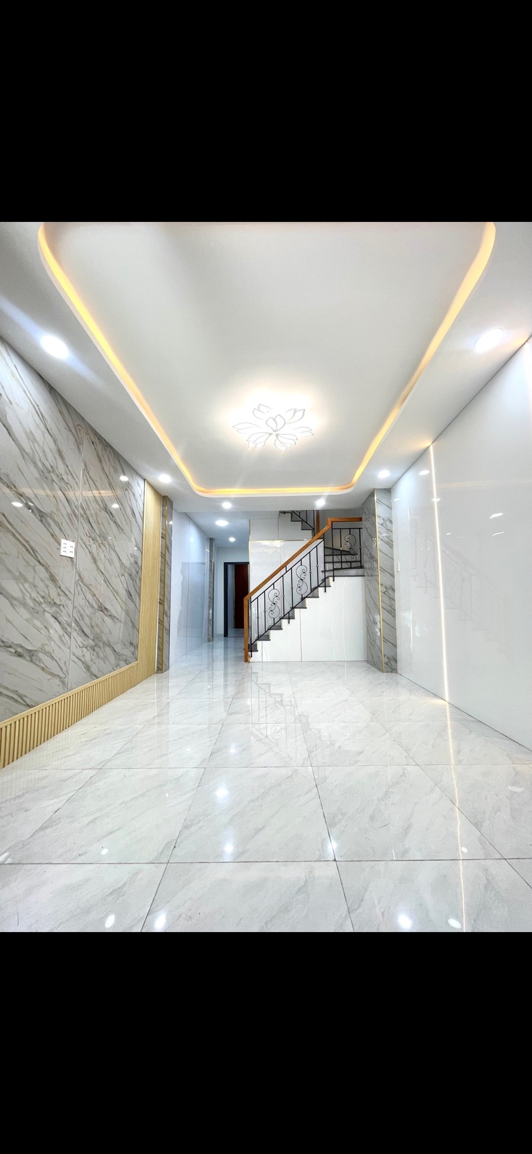 25.🏠Nhỉnh 4 Ty. Nguyễn Thị Tần.Q8 Nhà 2 Tầng. 3pn Dtsd 39m2. Nở hậu
Sổ hồng riêng