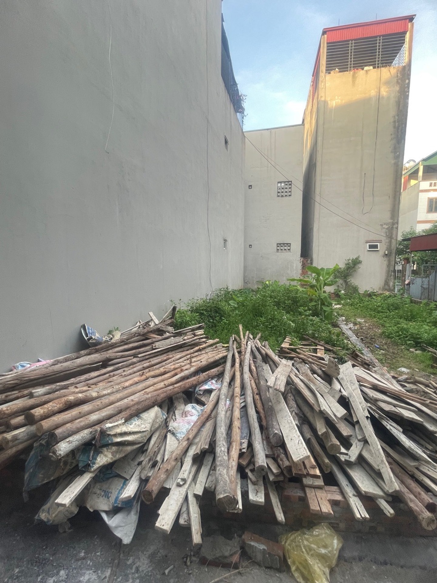 Bán đất 50m2 tại Thôn Đoài, Nam Hồng, Phúc Thịnh ngõ ô tô gần