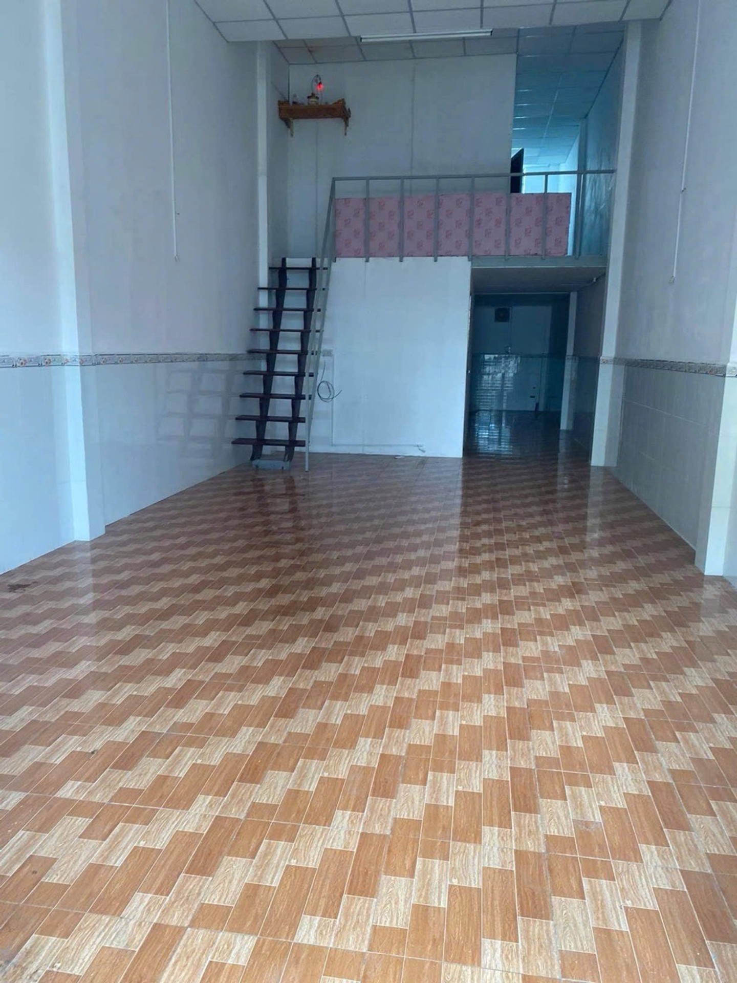 Bán nhà mặt tiền Bình Hưng Hòa, diện tích 72.6m2, giá 5.9 tỷ