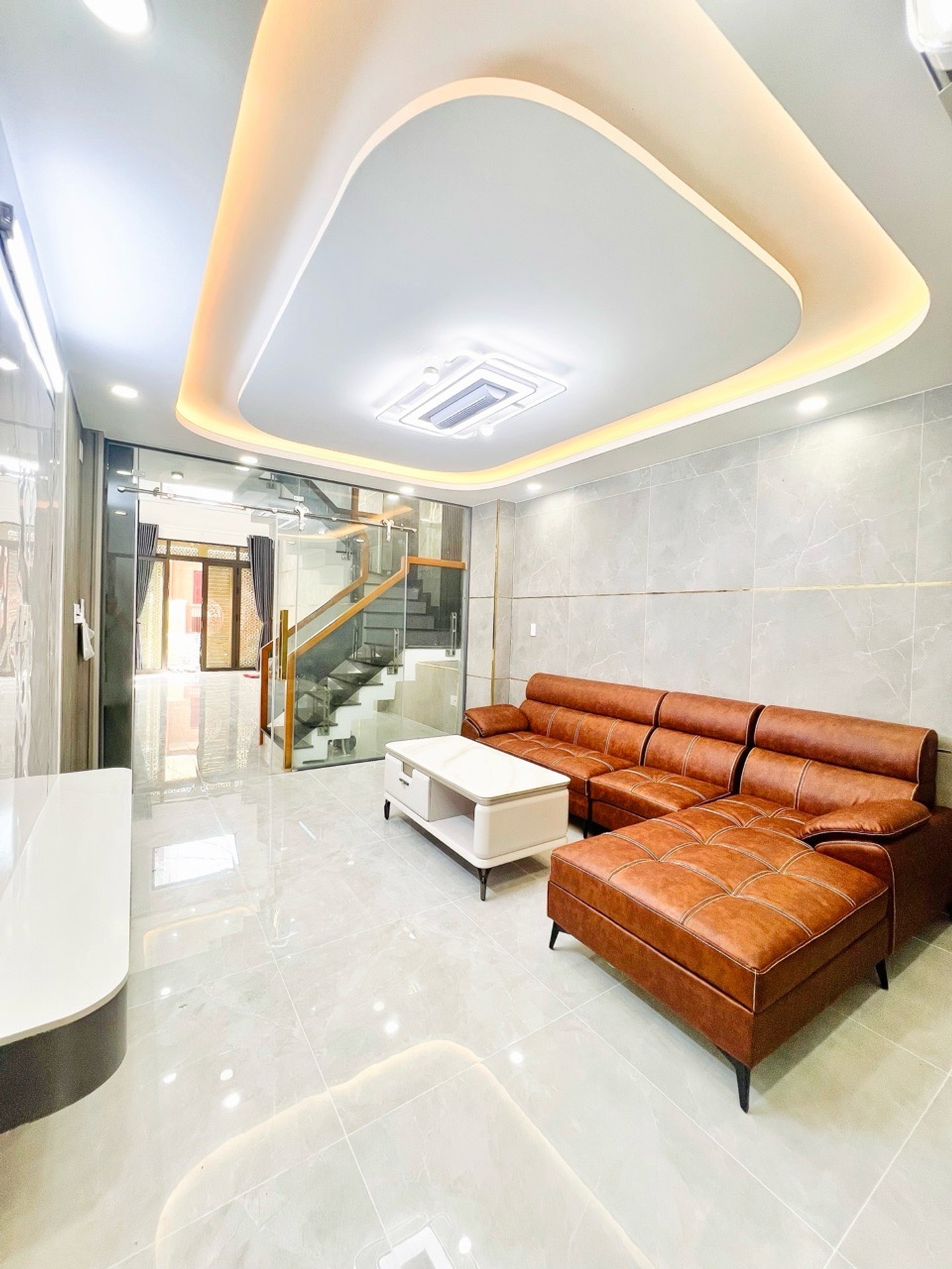 Bán nhà mới 5 tầng có thang máy tại phường Phú Thạnh, Tân Phú