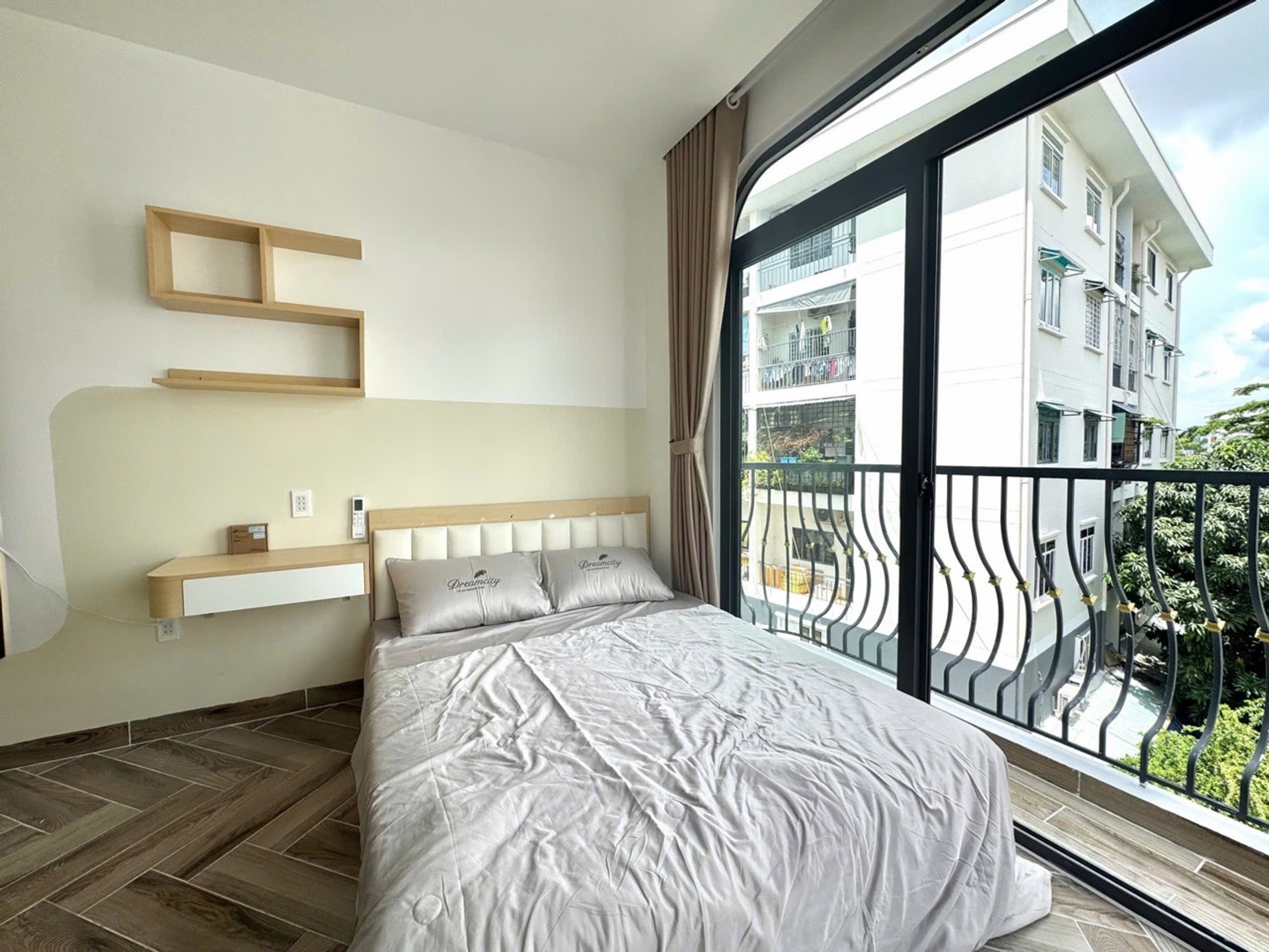 Bán nhà 6 tầng xây mới 90m2, 13 phòng studio ~ thu nhậ p70 triệu/ tháng- full nội thất tại Gò vấp