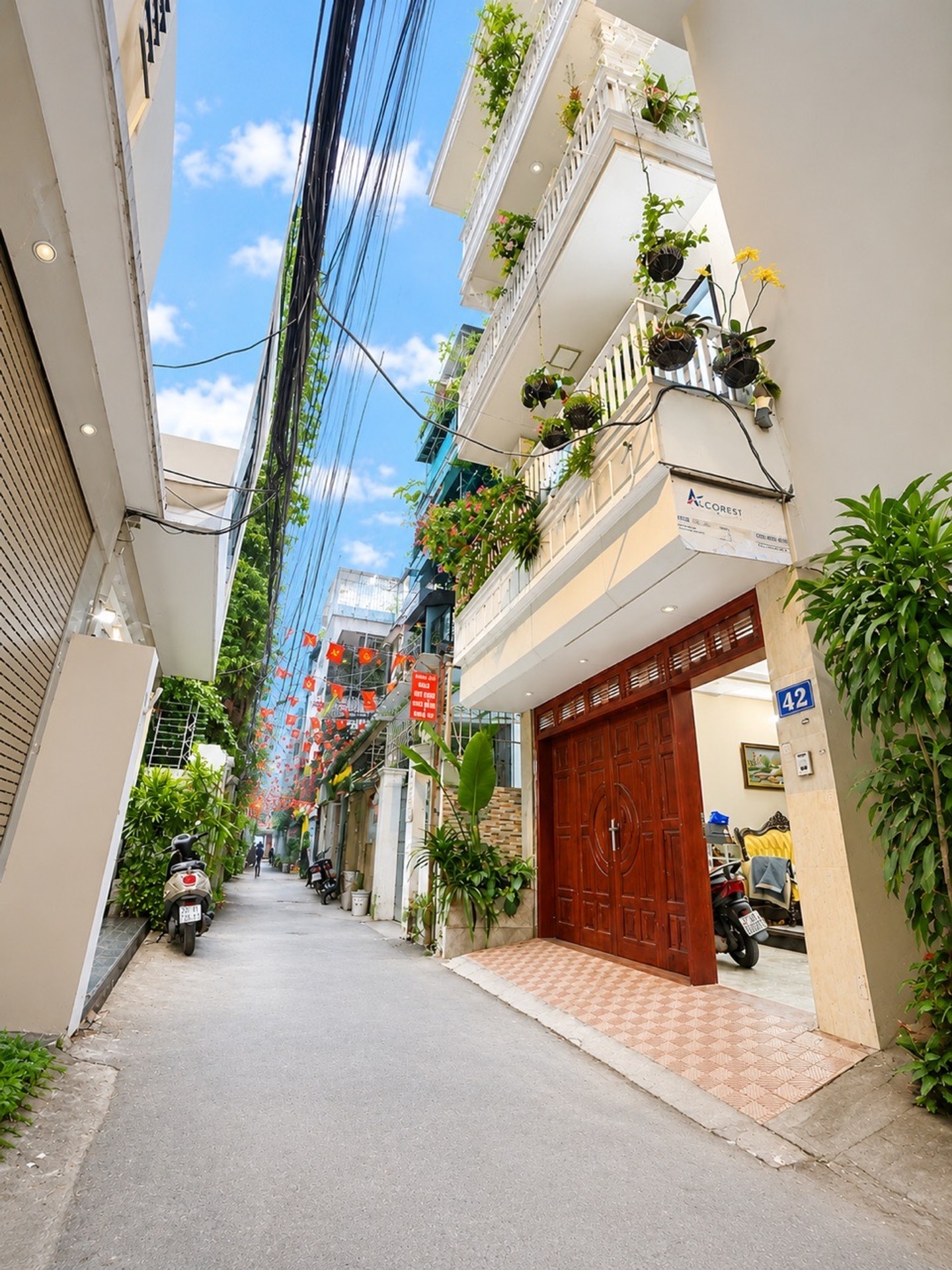 Cơ hội vàng sở hữu nhà 5 tầng tuyệt đẹp gần phố cổ, giá chốt linh động