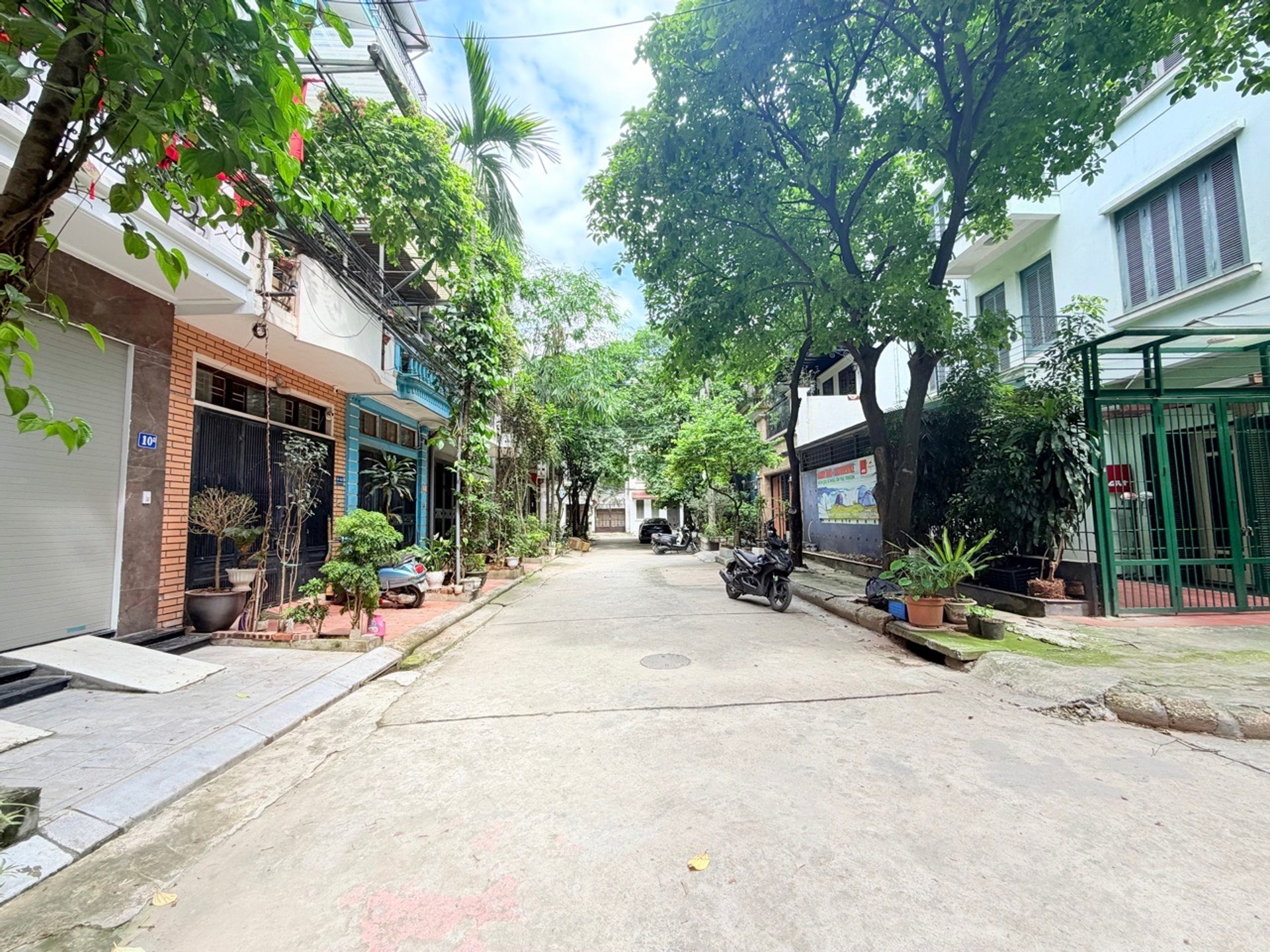 Cơ hội vàng sở hữu nhà 5 tầng thang máy khu phân lô Ngọc Khánh, Đống Đa