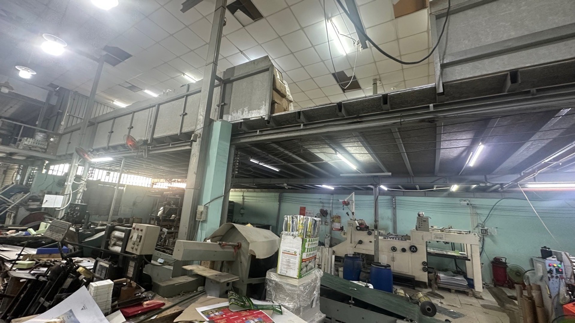 Cơ hội hiếm: Cụm 3 nhà riêng siêu rộng, 2 mặt tiền Kênh Tham Lương, giá đầu tư hấp dẫn