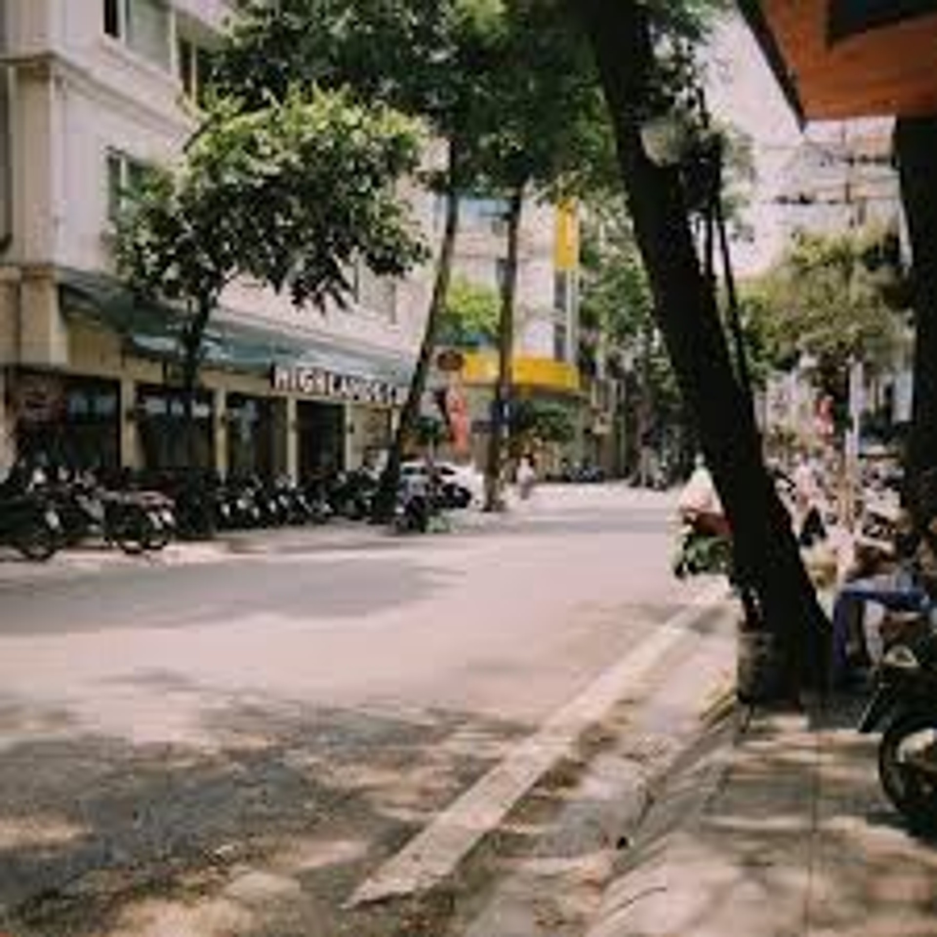 Bán nhà mặt phố tại Hàng Bún, diện tích 64m², mặt tiền 8m, giá 36 tỷ VND