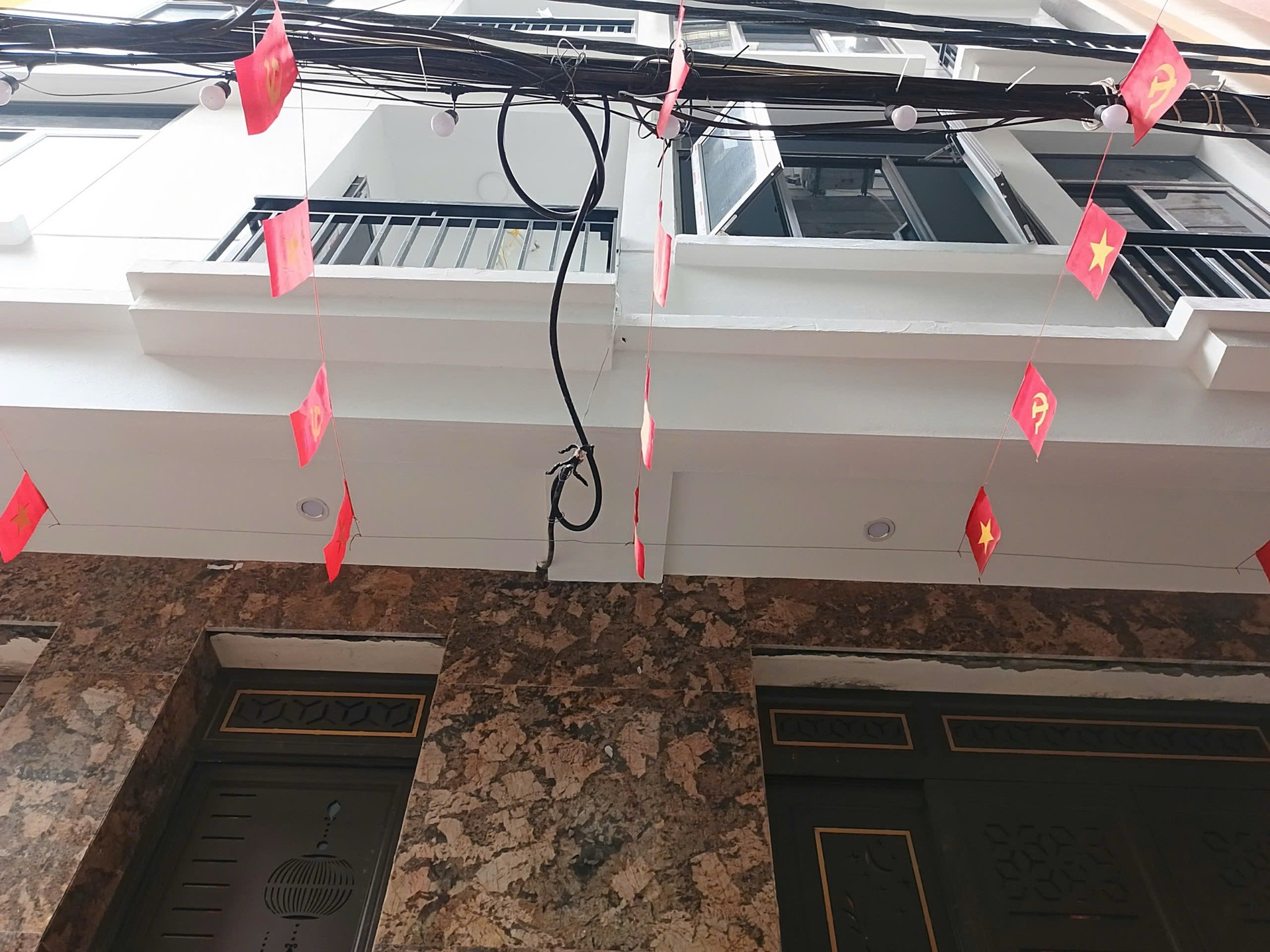 Bán chung cư mini 6 tầng kinh doanh tốt tại phố Minh Khai, gần Times city, 54m2