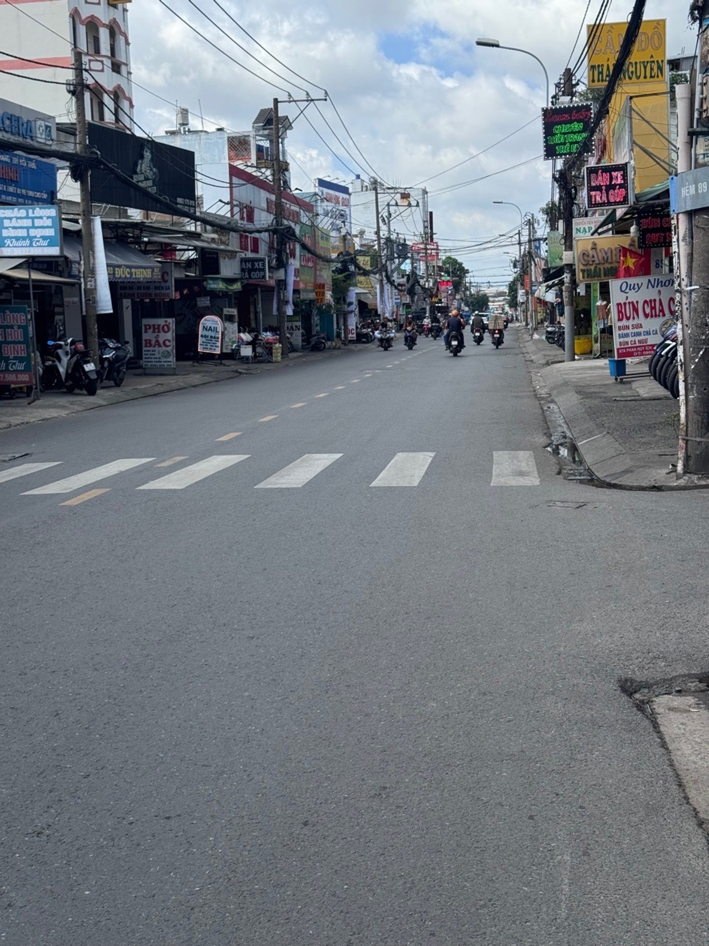 Bán nhà mặt phố Phan Huy Ích, 60m2, giá 12 tỷ