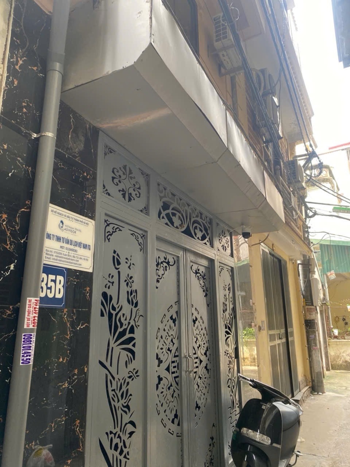 Nhà xinh 5 phòng, ngõ rộng, gần phố - Ngoại Giao Đoàn
