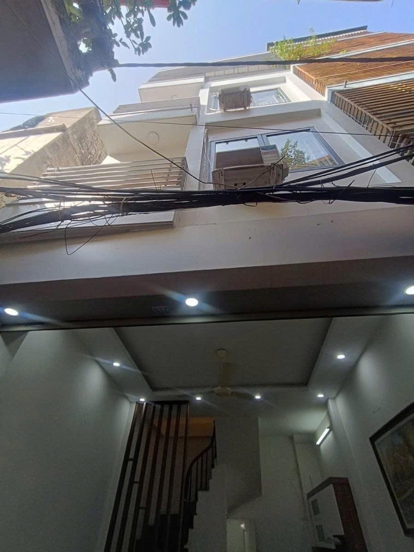 Gia đình tôi cần bán gấp Nhà Trương Định - 30M - 7,3 tỷ - Đúng 15m ra Phố