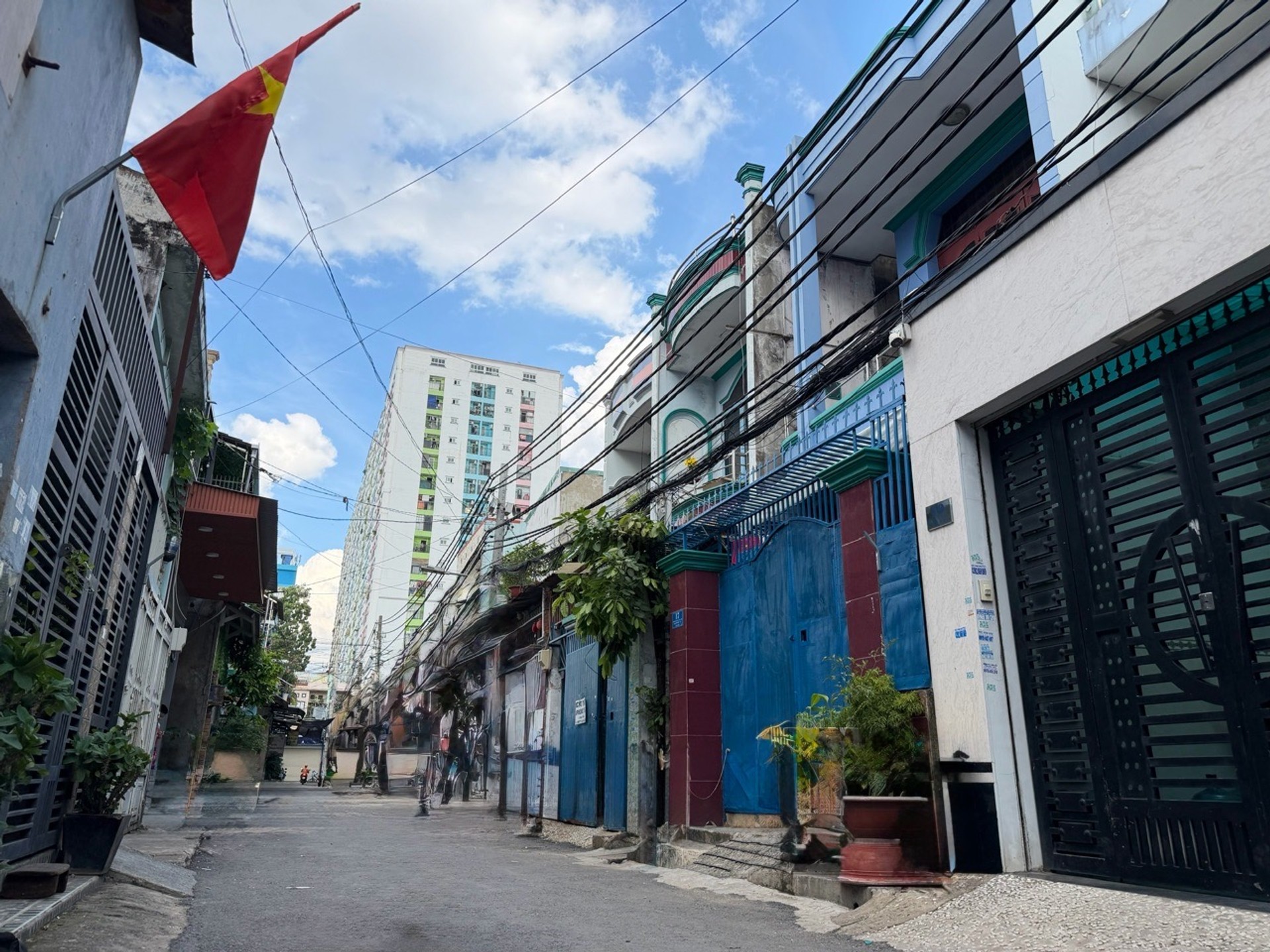 Đất mặt tiền 12m khu dân cư Đông Hưng Thuận Quận 12