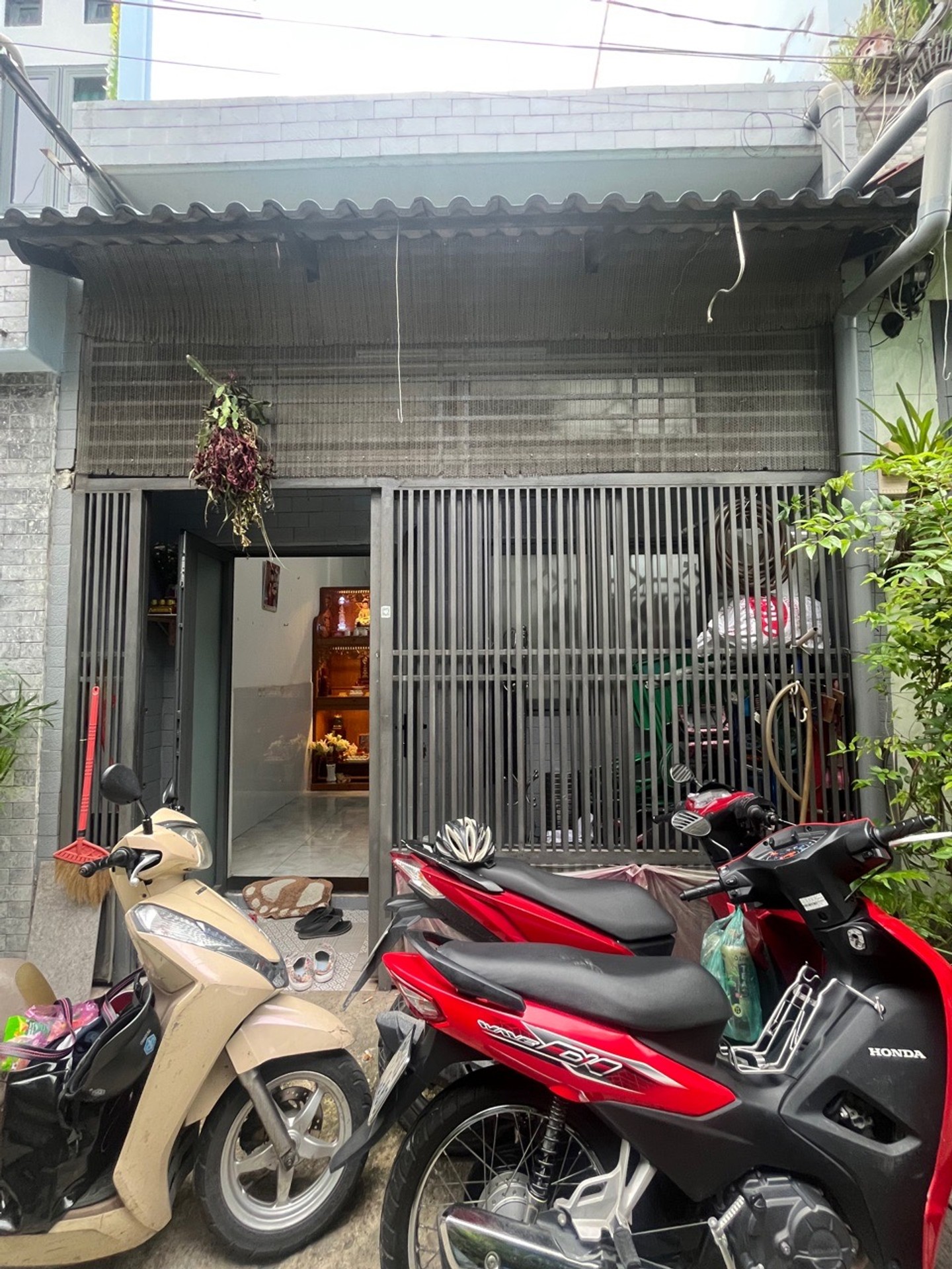 Nhà 2 tầng Tân Bình, xịn xò, giá hợp lý