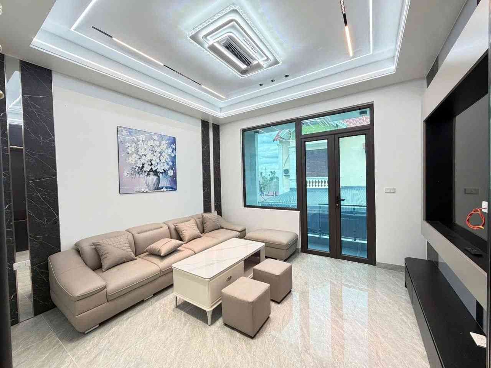 Nhà 4 Tầng Có Gara Ô Tô - Trung Tâm An Dương, Giá Hời