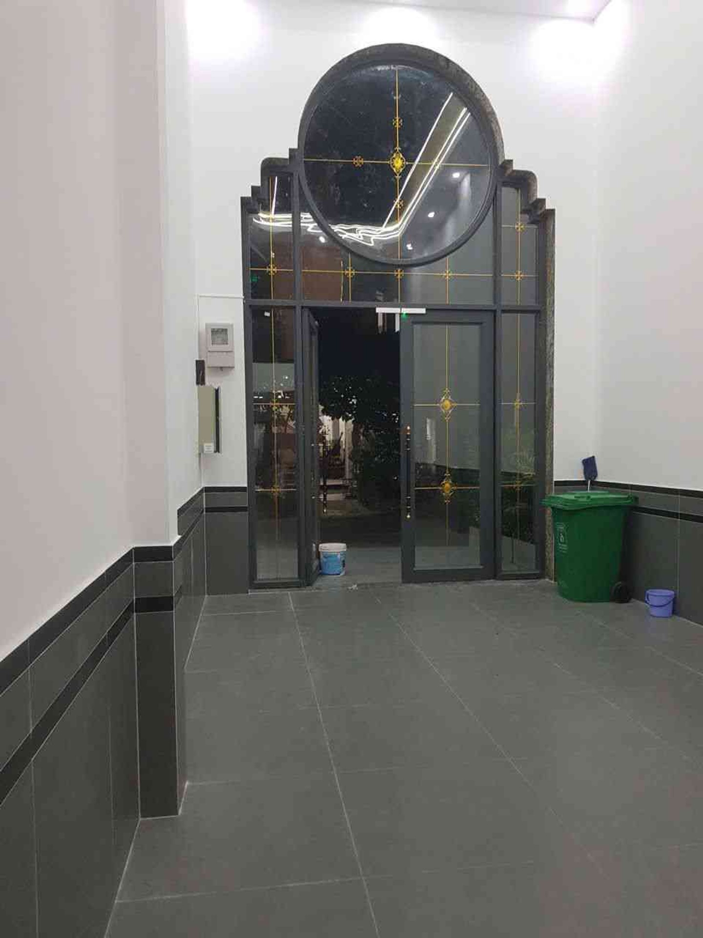 Căn hộ dịch vụ, Tân Chánh Hiệp 7, Quận 12+5 tầng, 16 phòng, dòng tiền 70 triệu/ tháng, giá 12,5 tỷ