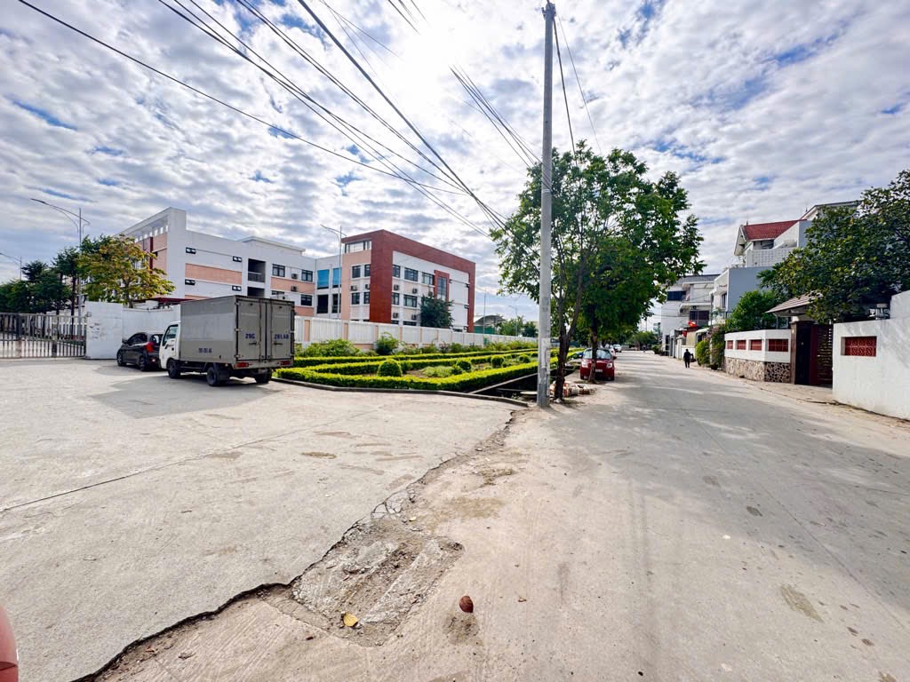 🌺GẦN CHỢ, TRƯỜNG HỌC CÁC CẤP - ĐƯỜNG THÔNG OTO VÀO ĐẤT - CÁCH TRỤC CHÍNH KINH DOANH 30M