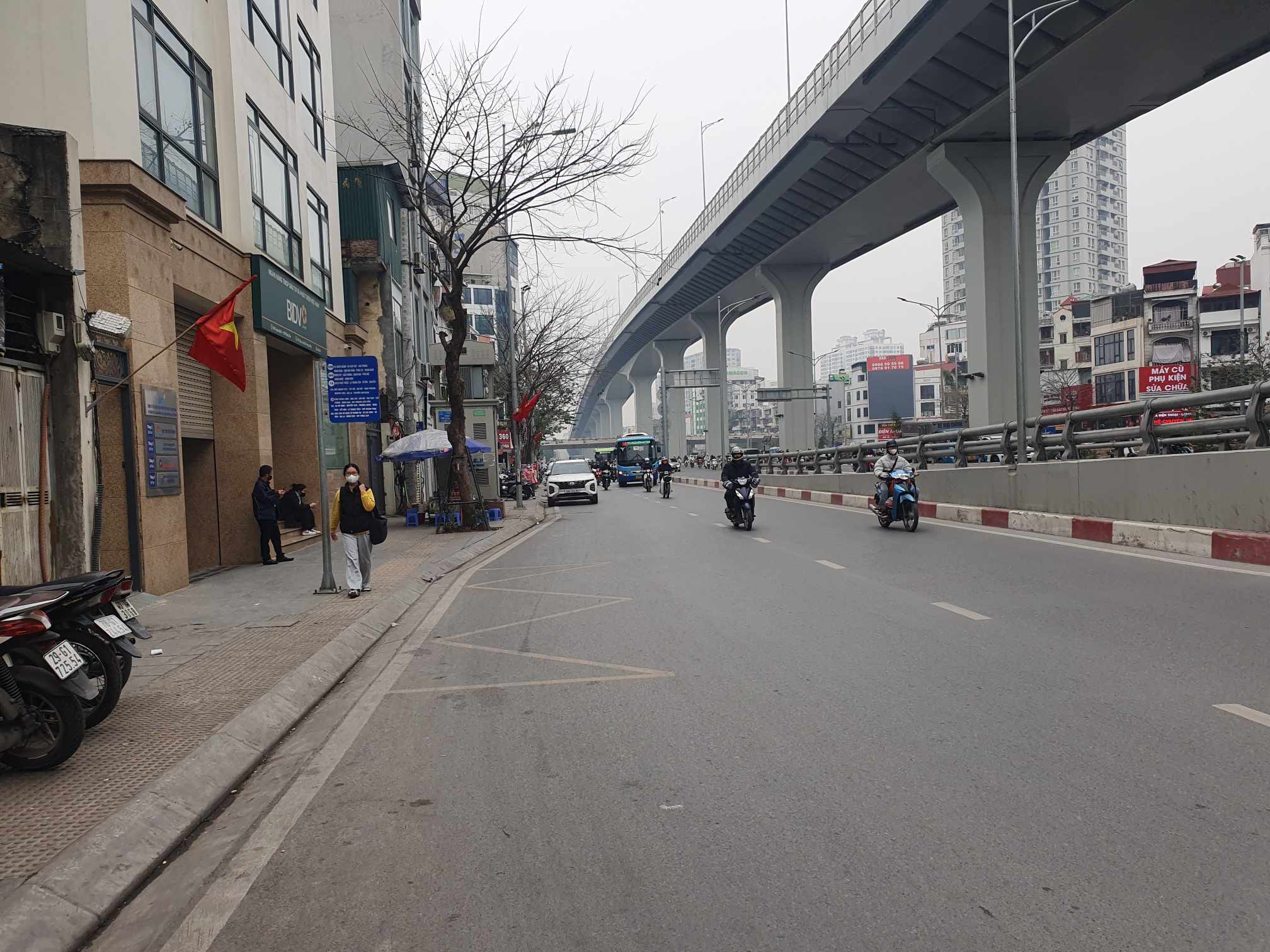 Bán nhà mặt phố Minh Khai, vỉa hè rộng, gần Time City, 57m², 20.5 tỷ