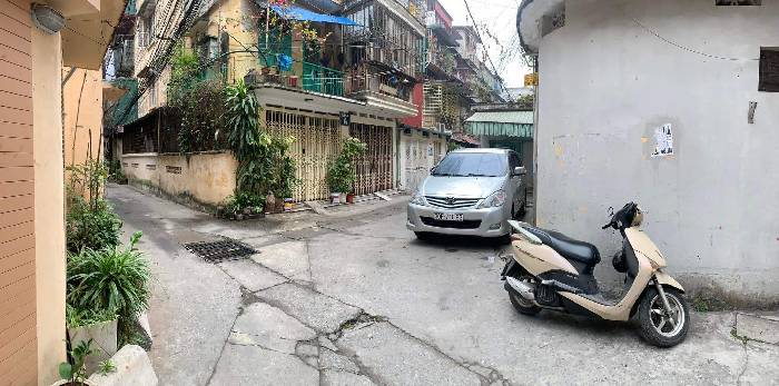Bán nhà tập thể lô góc 3 phòng ngủ tại Vạn Bảo, Ba Đình, 47m LH ms Trang 0387354682