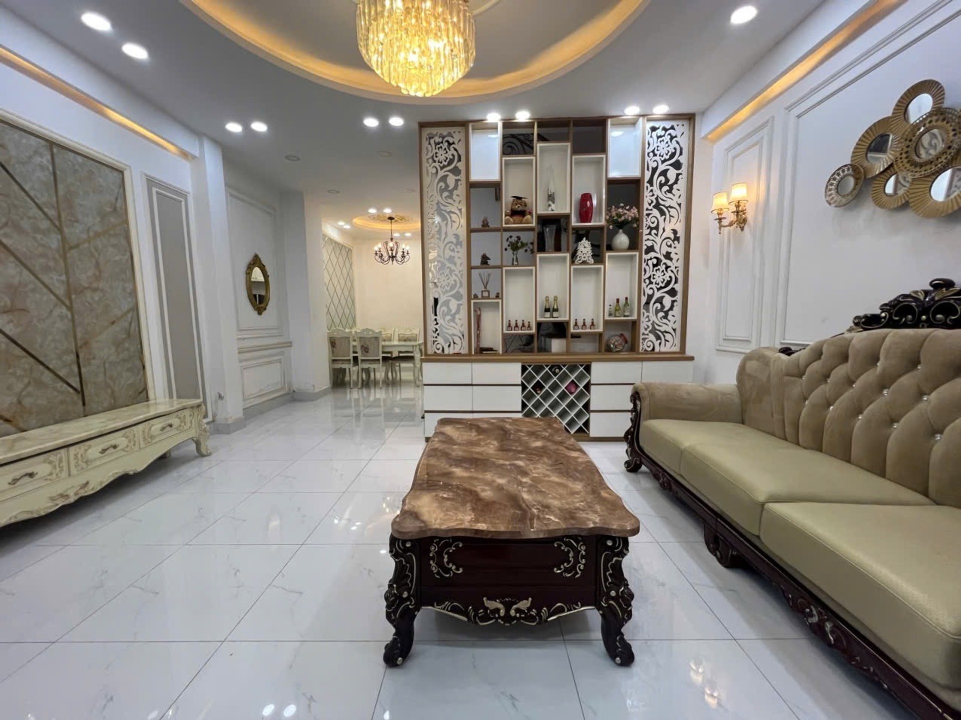 Bán nhà 3 tầng 50m2, ngang 5, khu phân lô, 10m lên ô tô, Huỳnh Tấn Phát, sát PMH Quận 7, hơn 5tỷ TL