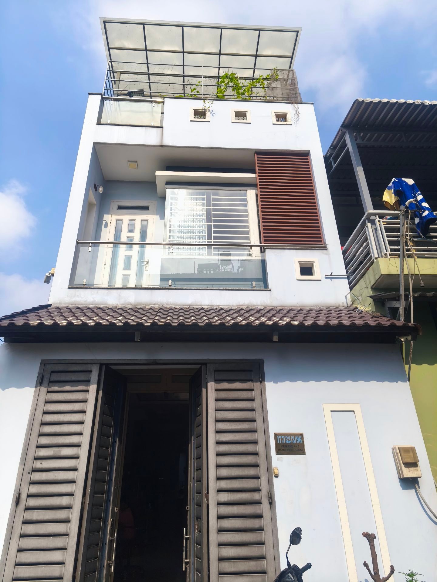 Bán nhà 3 tầng 68m2, HXT 6m, LK 4-5 giá 5.7 tỷ giảm mạnh