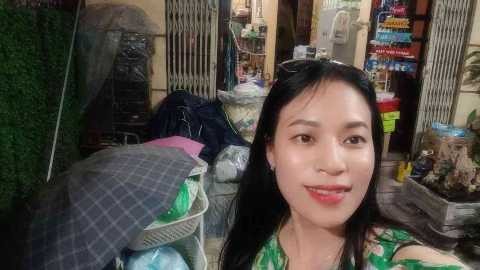 Nhà Ngô Gia Tự, Long Biên, kinh doanh dòng tiền, ô tô tải vào nhà, đầu tư xây toà nhà rất tiềm năng