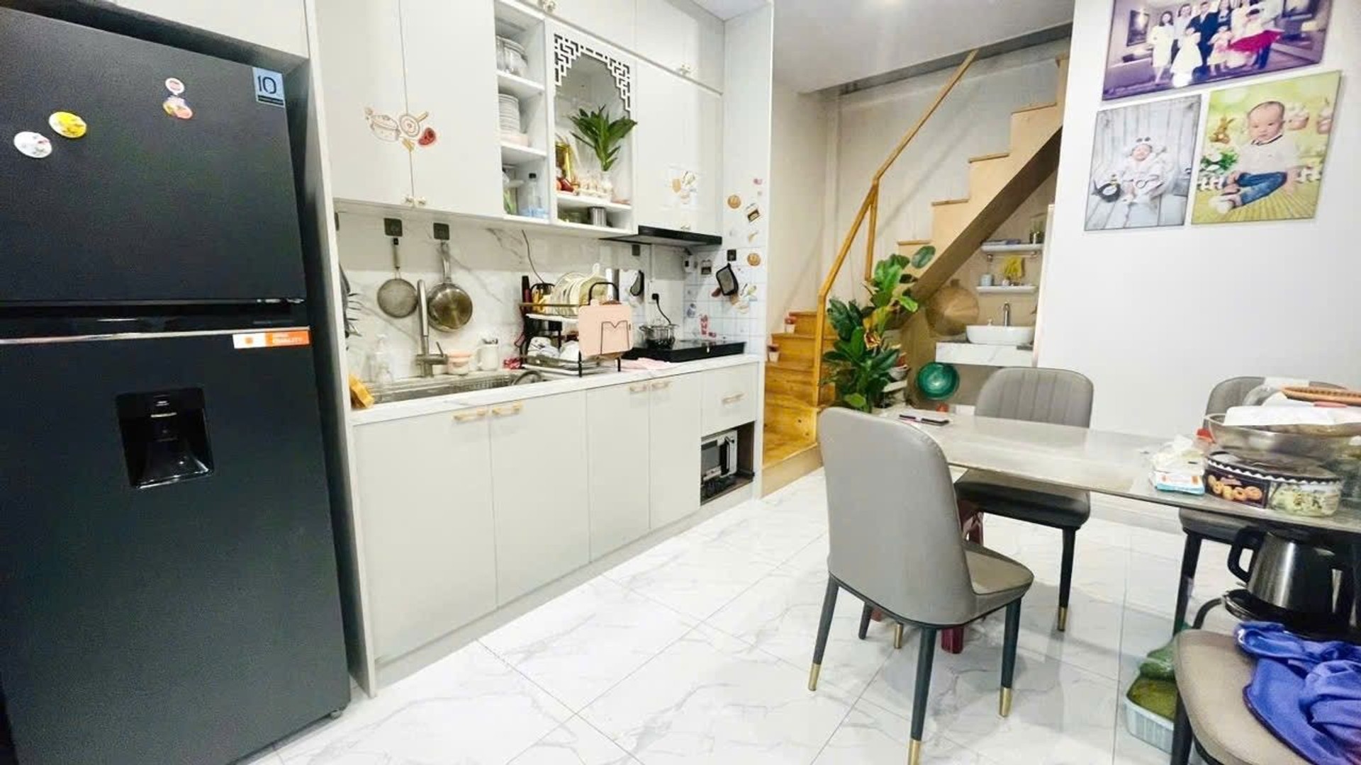 Bán Nhà sạch đẹp, 2 tầng - 3 phòng ngủ, Tân Sơn Nhì giá 4.6 tỷ.