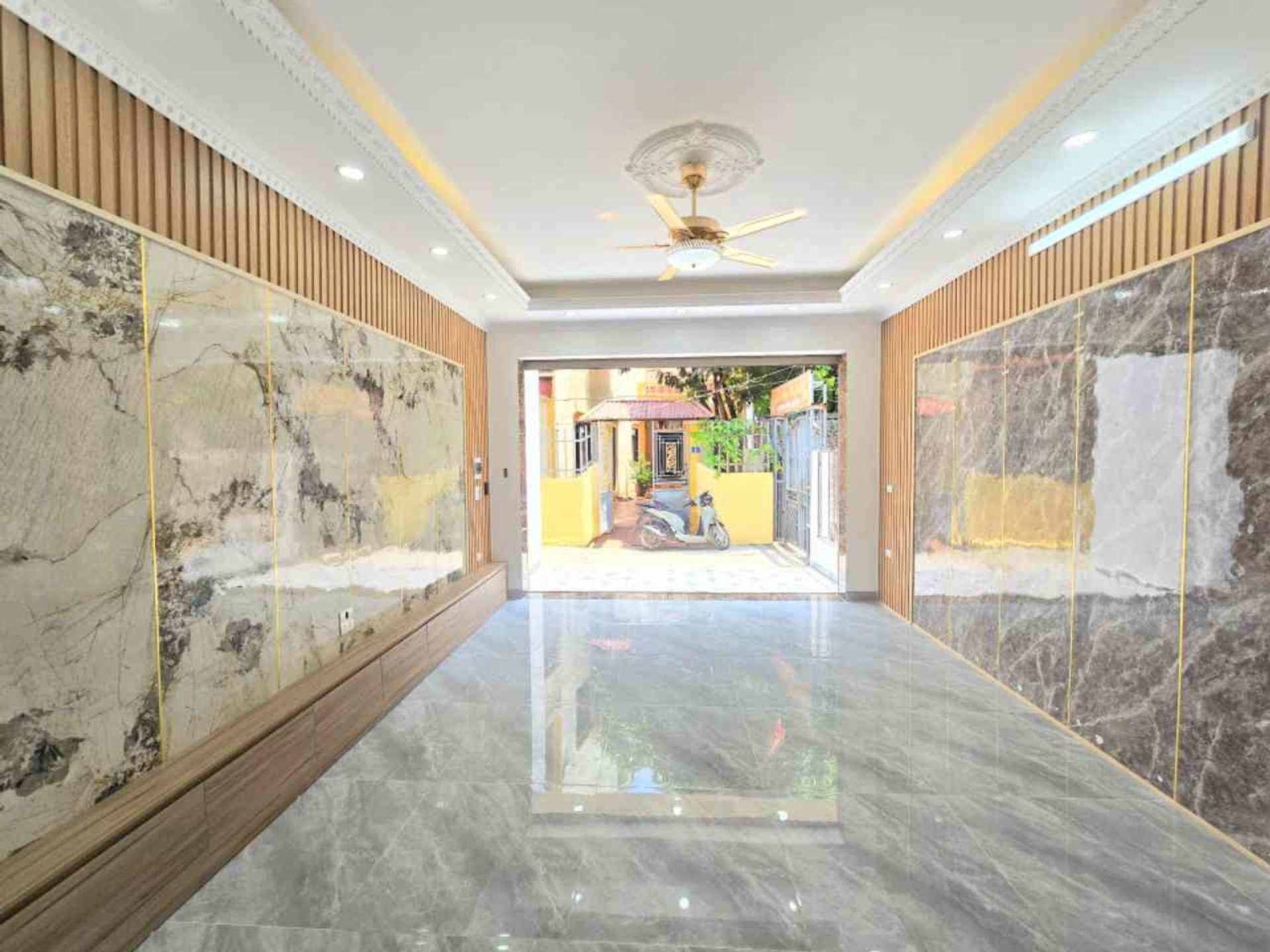 Ô TÔ ĐỖ CỔNG - NHÀ MỚI Ở NGAY - HÀNG XÓM VŨ LẰN THANH TRÌ CHỈ HƠN 6 TỶ