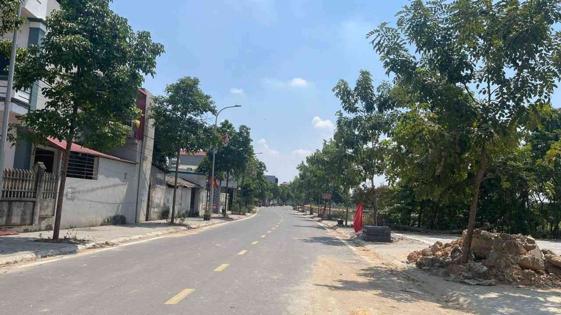Giãn dân Đường Nhạn xuân nộn, 60m2 phân lô 2 mặt trước sau ô tô tránh, giá chỉ hơn 3 tỷ