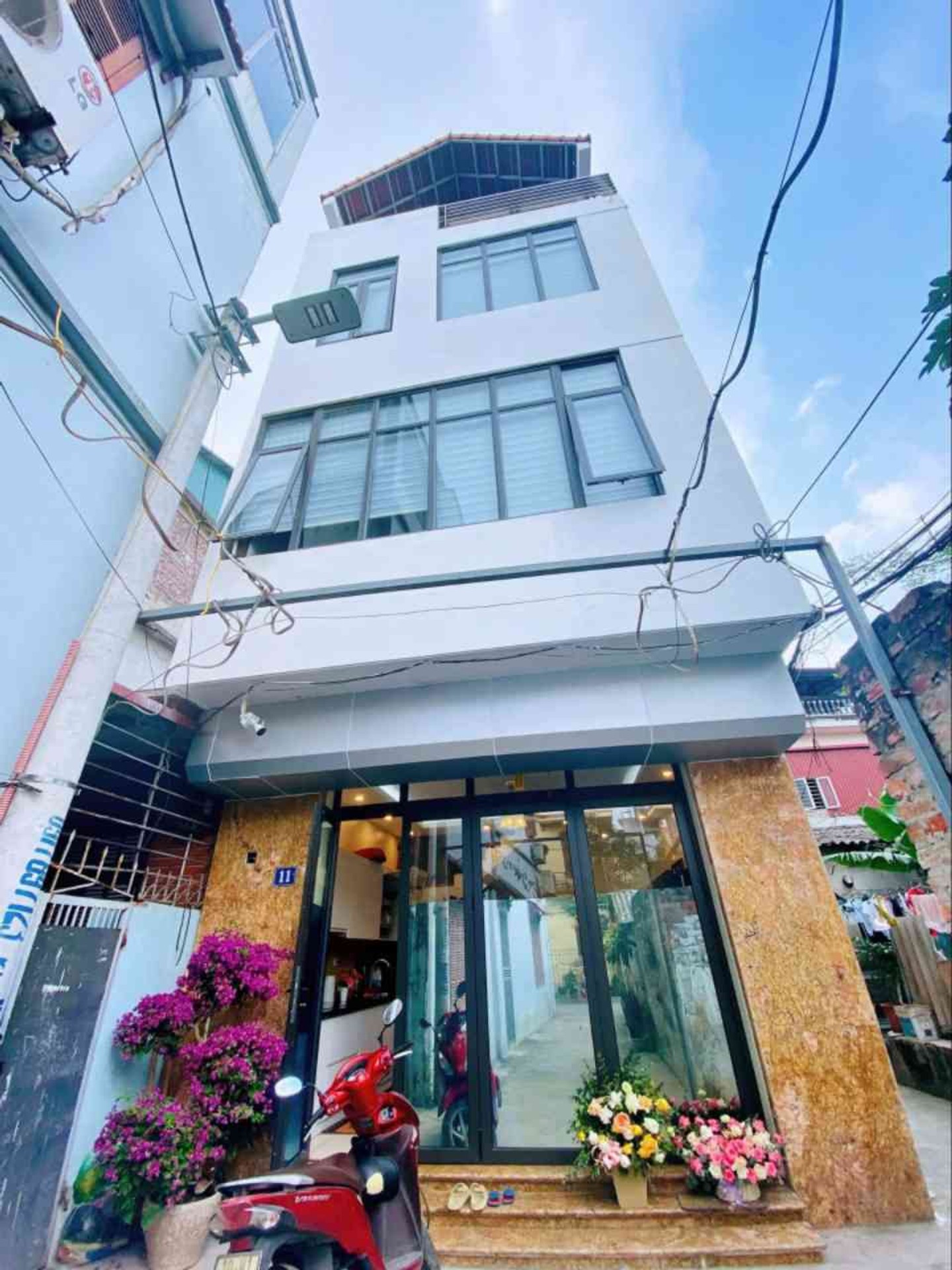 Nhà 4 Tầng Lô Góc Thoáng Mát, Xe 7 Chỗ Vào Nhà, mặt tiền 5m, full đồ