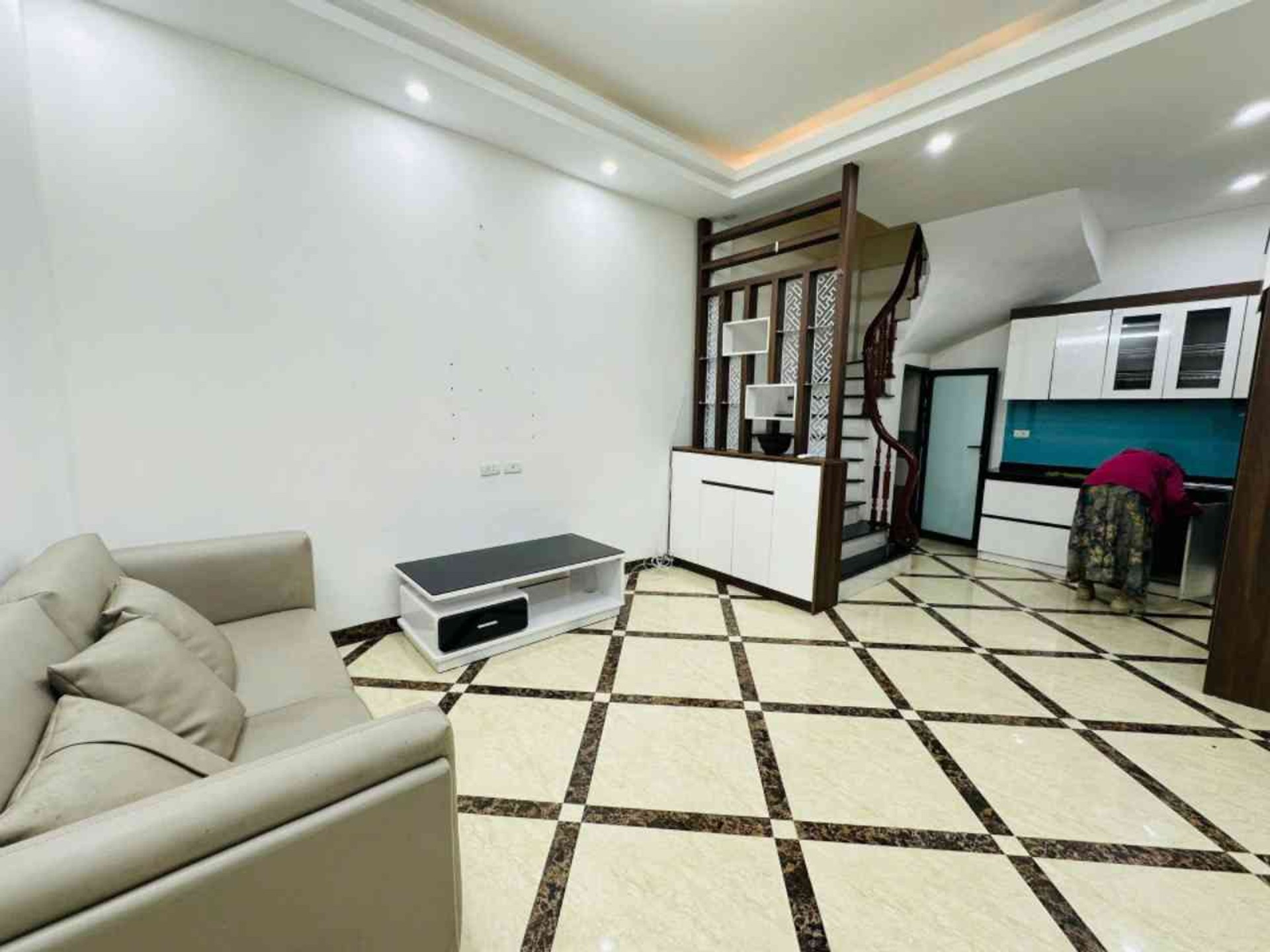 Cơ hội sở hữu nhà 5 tầng mới đẹp tại Hoàng Mai giá tốt hiếm có
