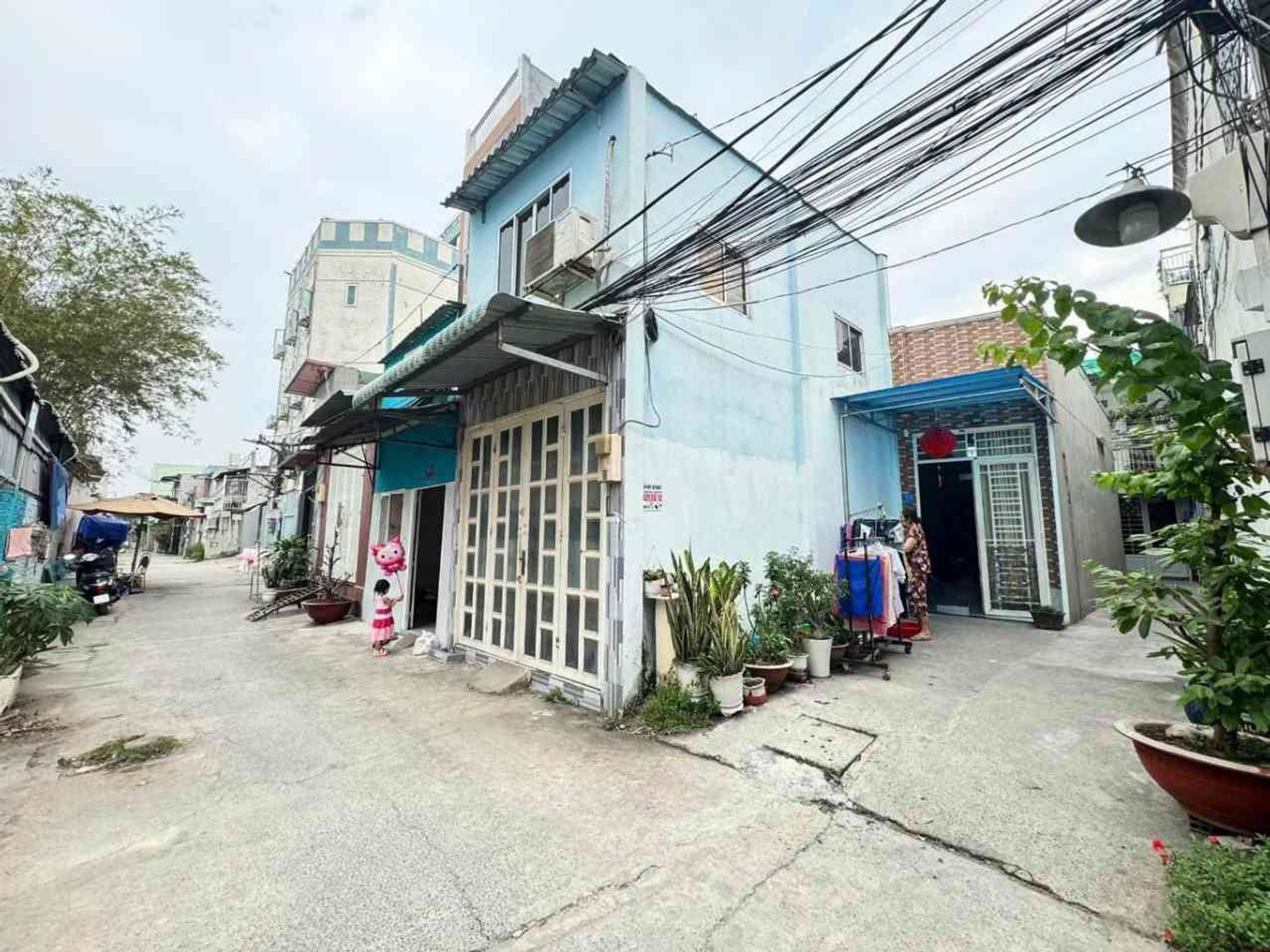 Bán nhà 2 tầng, sử dụng 40m2, hẻm ôtô, Hiệp Bình Chánh, Thủ Đức.