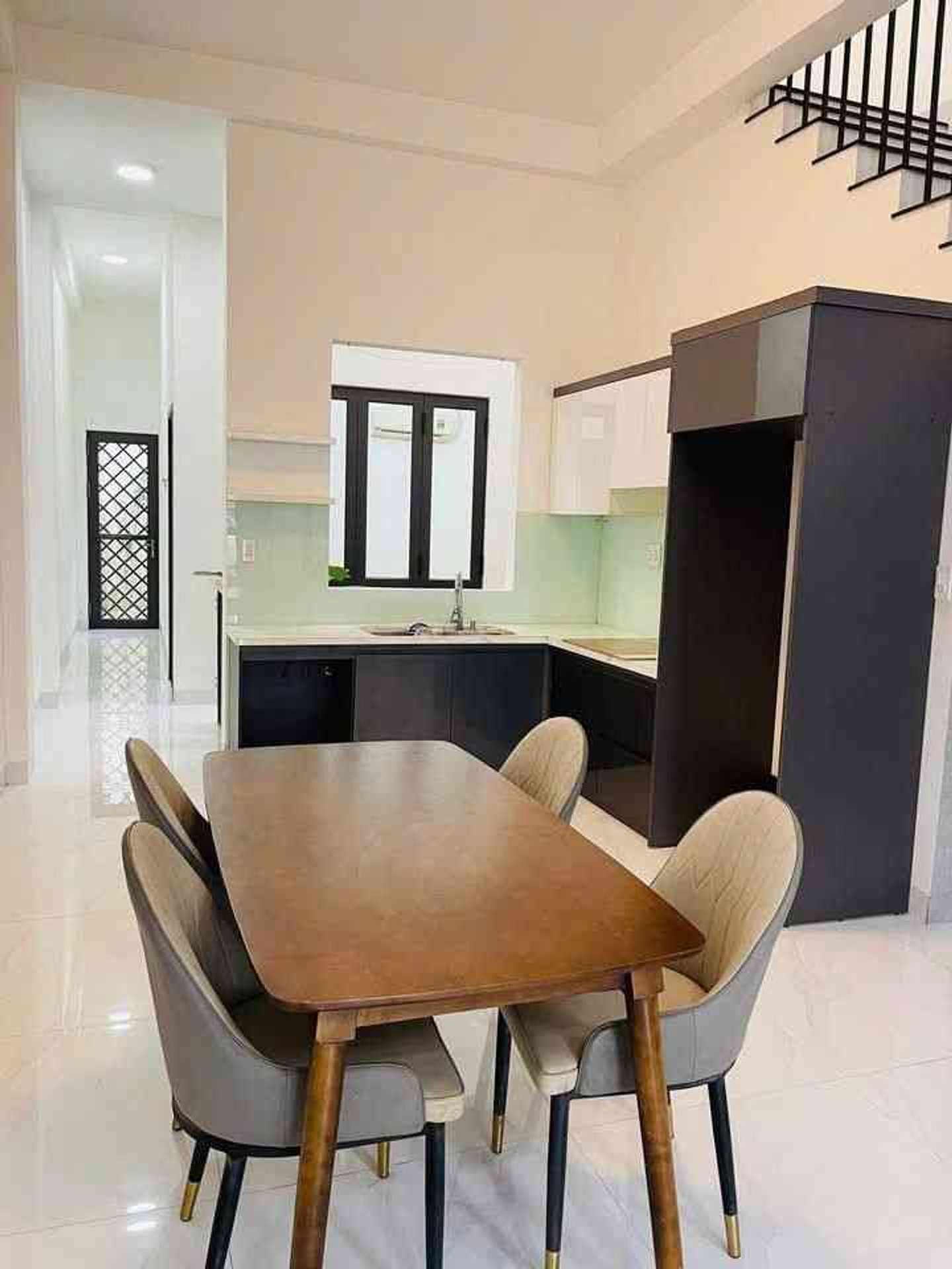💥 NHÀ ĐẸP 2 TẦNG – 2 MÊ ĐÚC KIÊN CỐ – HÒA XUÂN, ĐÀ NẴNG 💥