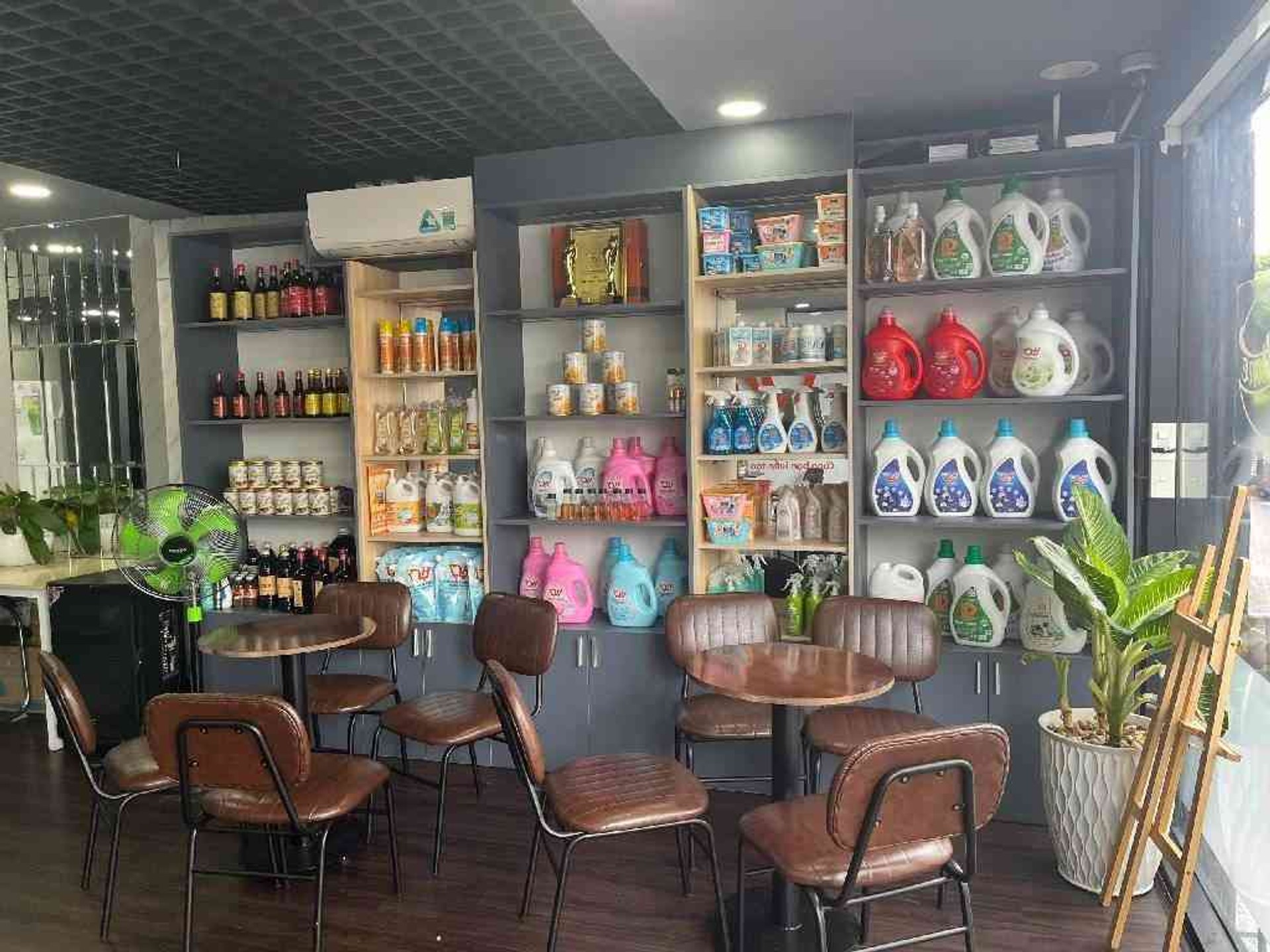 Bán Shophouse Sky Center Quận Tân Bình, 120m2, Giá 9.2 Tỷ
