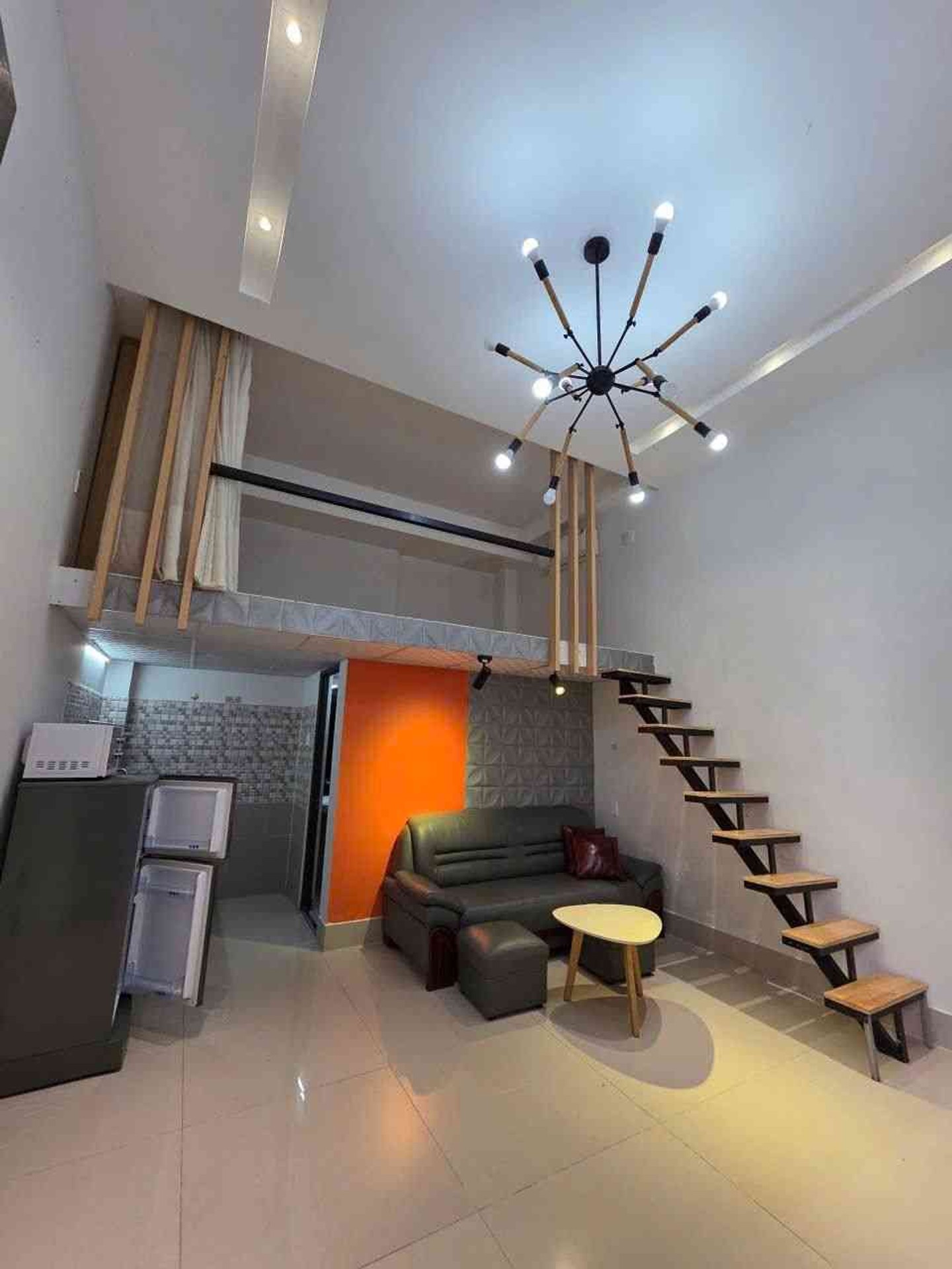 Bán CHDV, 5 tầng, 130m2, ngang 8.5, sổ đẹp nở hậu, có thang máy, chỉ nhỉnh 21 tỷ