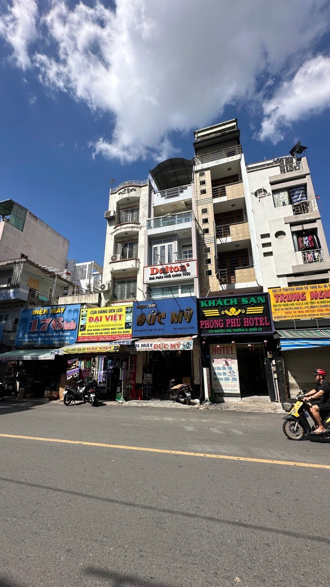Bán nhà mặt phố Nguyễn Kim Quận 10 diện tích 37.4m2, giá ưu đãi