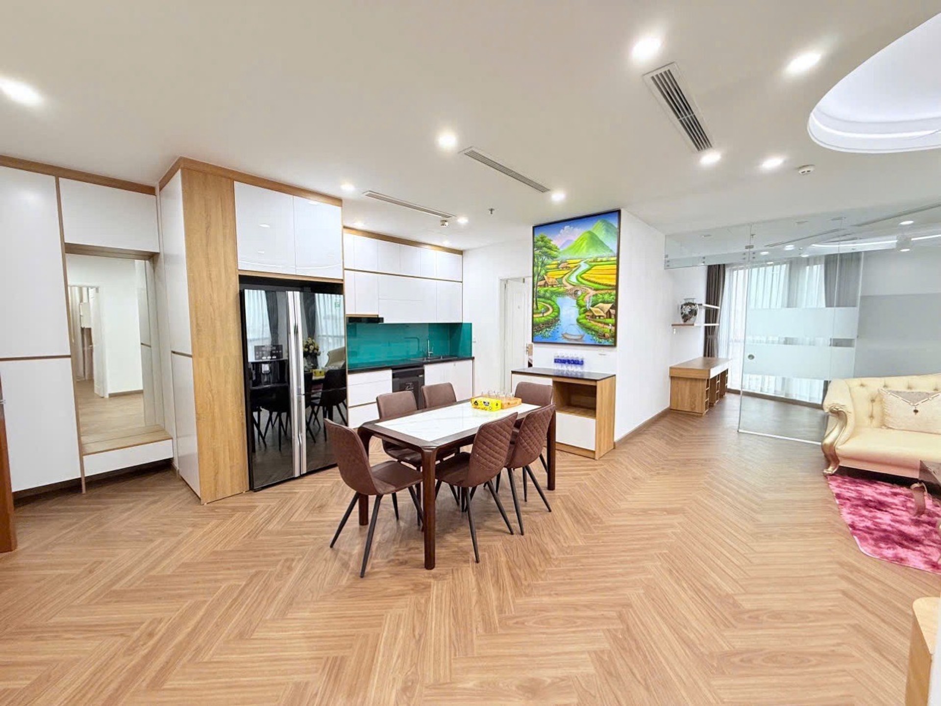Căn hộ lô góc đắt giá tại Royal City quận Thanh Xuân - Cơ hội sở hữu hiếm có