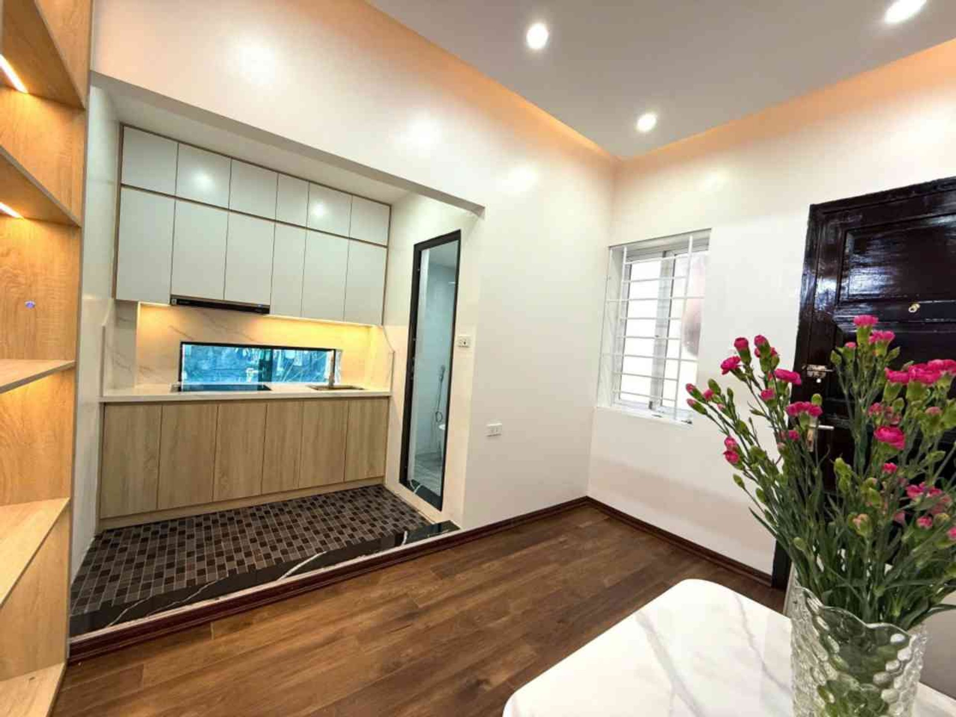Bán căn hộ chung cư 38m2 phường Kim Mã Thượng, Ba Đình, căn góc 2 mặt thoáng