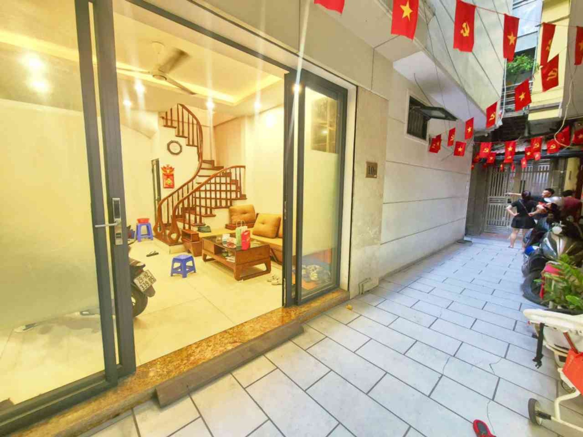 BÁN NHÀ PHÁO ĐÀI LÁNG – ĐỐNG ĐA | 5 TẦNG | NGÕ RỘNG | GẦN NGOẠI THƯƠNG, NGOẠI GIAO
